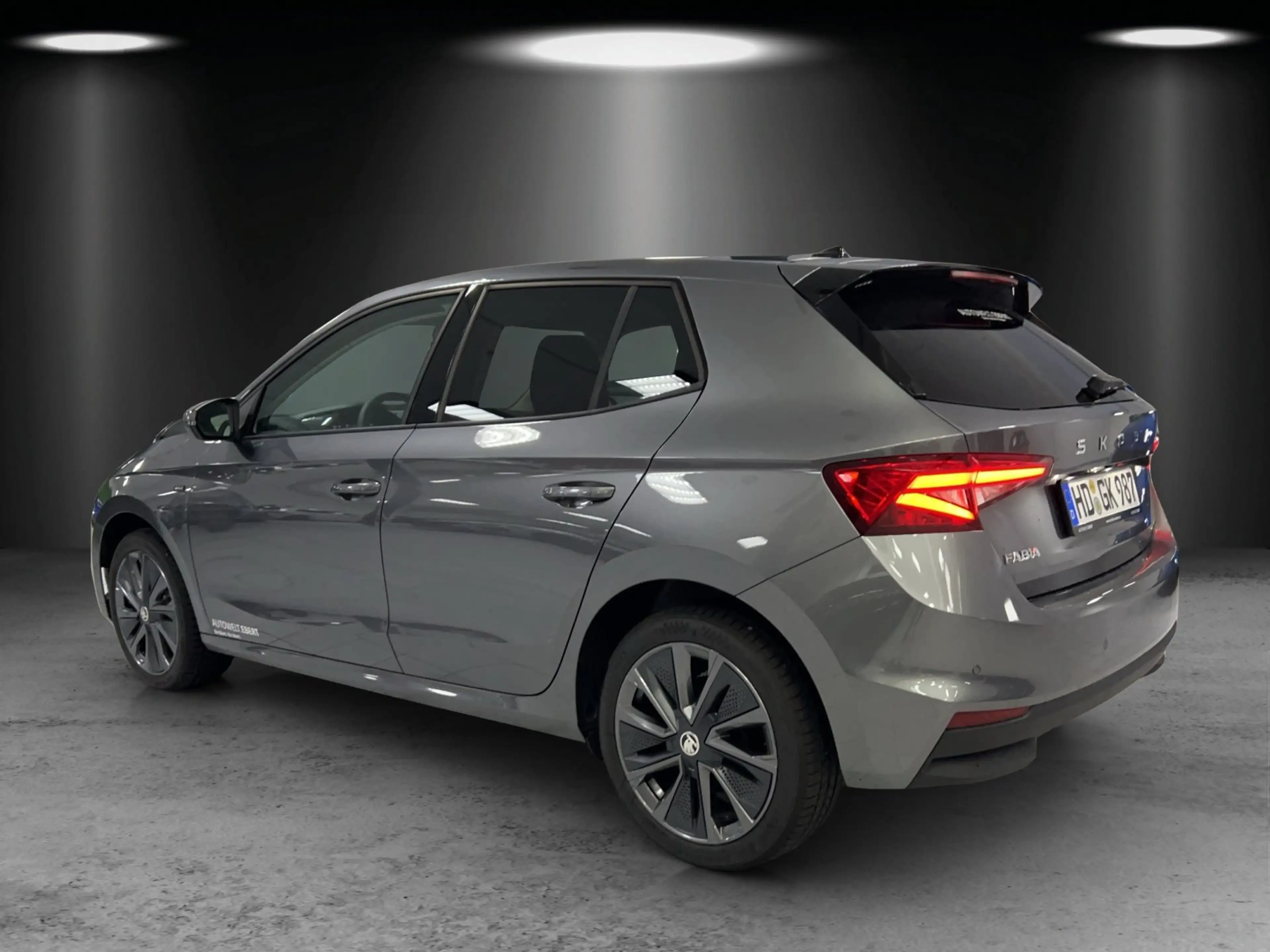 Skoda Fabia Drive 1,0 TSI 85 kW DSG MATRIX+ACC+RFK+PDC — photo 3