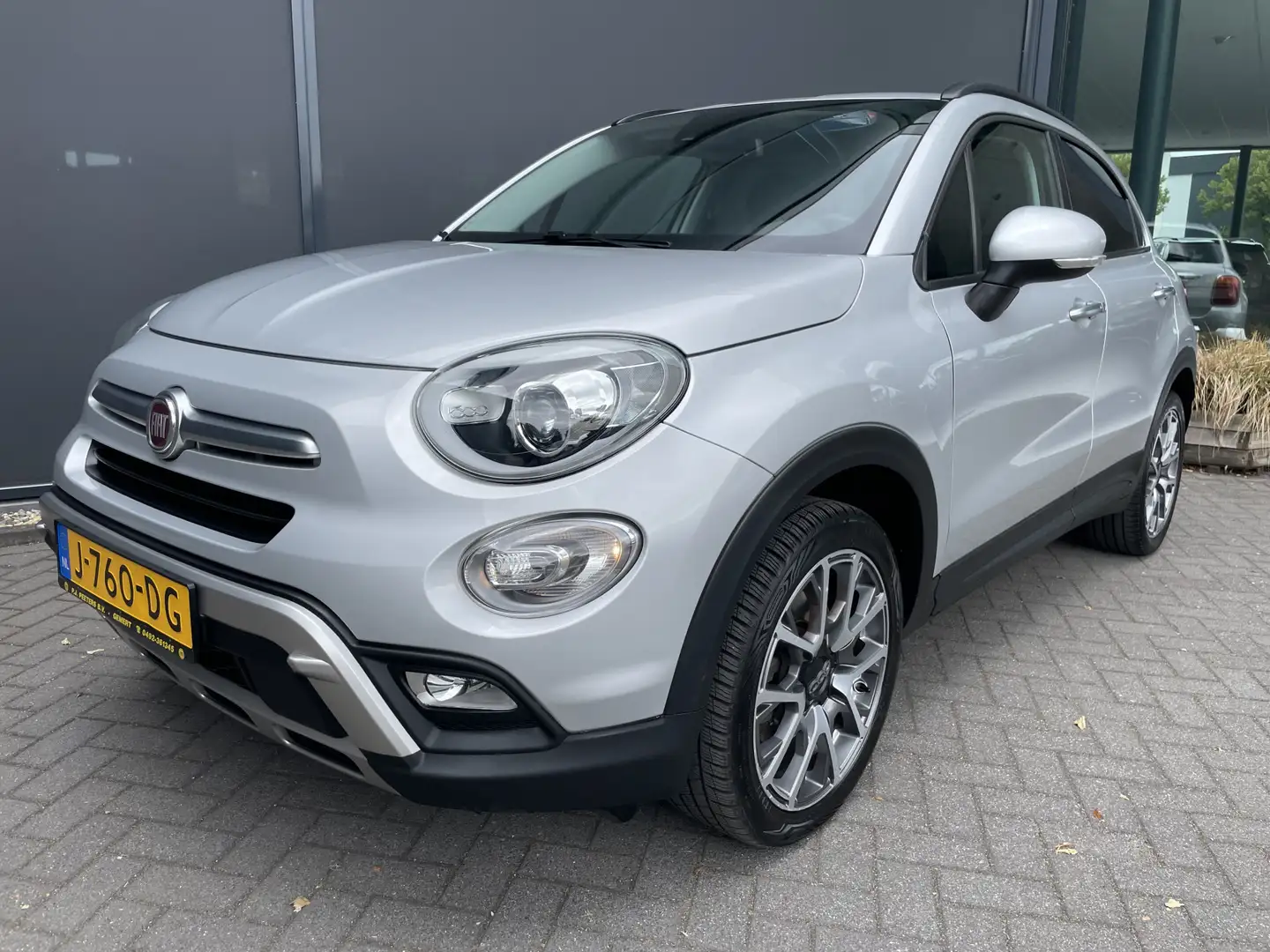 Fiat 500X 1.4 Turbo MultiAir Lounge Airco - Cruise control - Grijs - 2