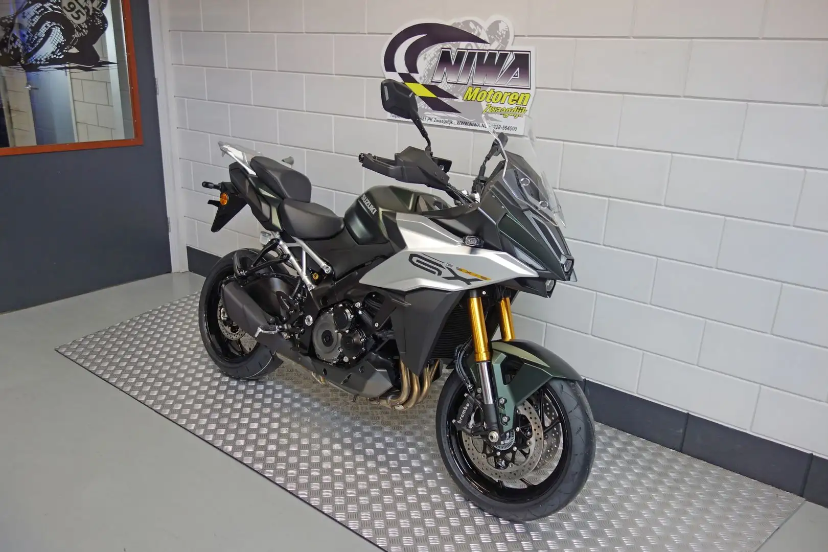 Suzuki GSX-S 1000GX Vert - 2