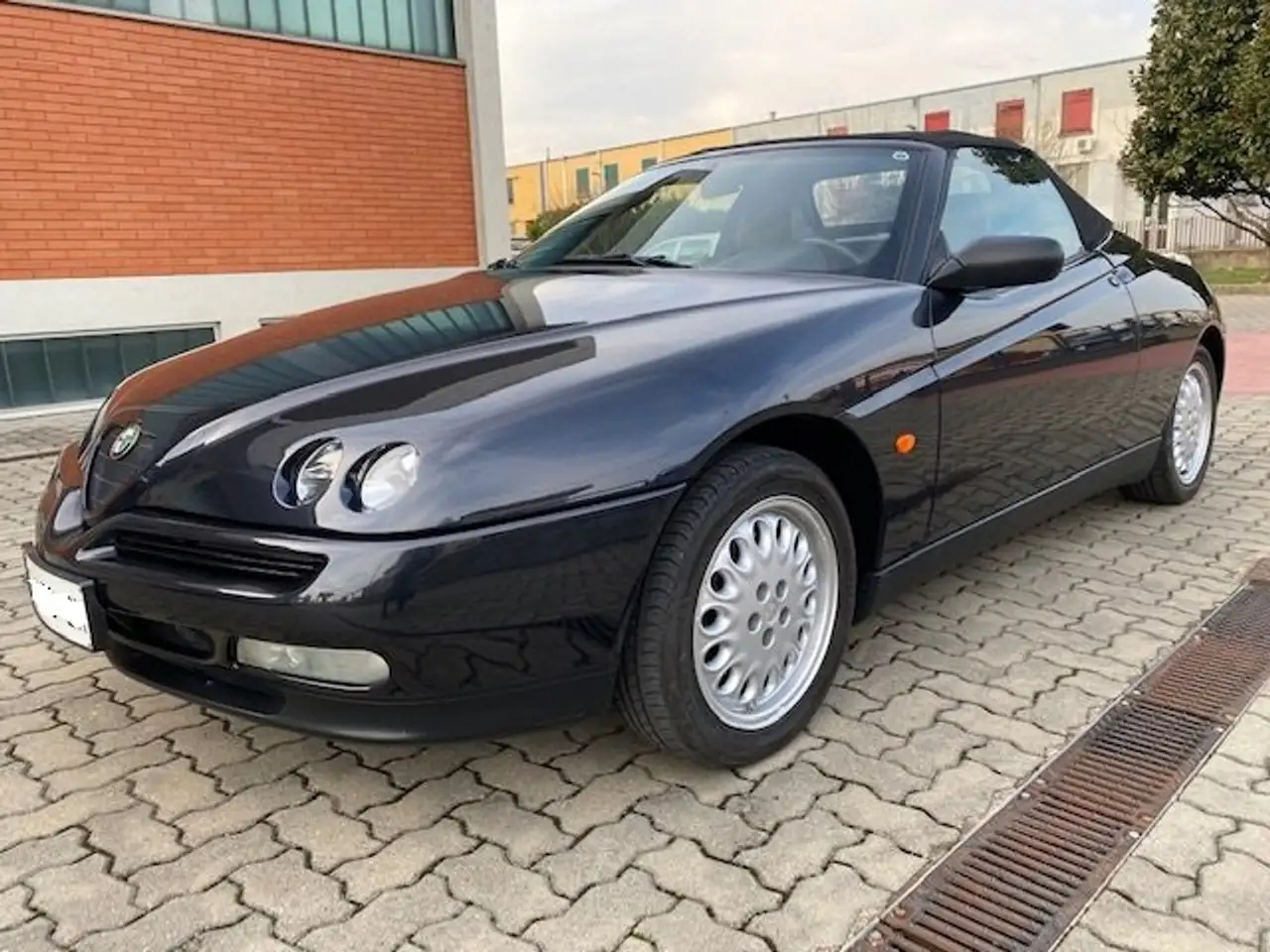 Alfa Romeo Spider TWIN SPARK, foto 2