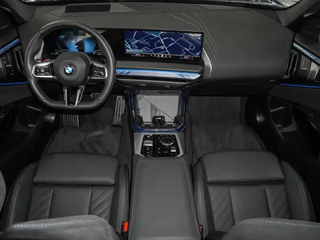 BMW X3 view 11