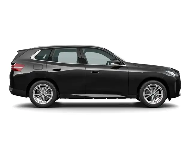 BMW X3 view 4