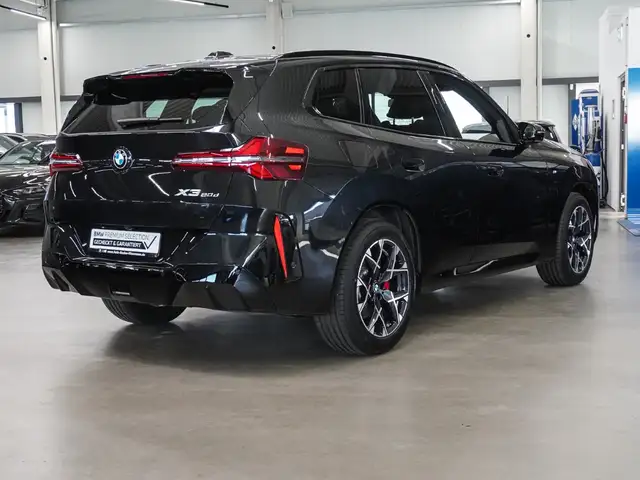 BMW X3 view 2