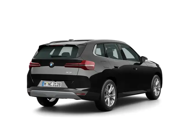 BMW X3 view 3