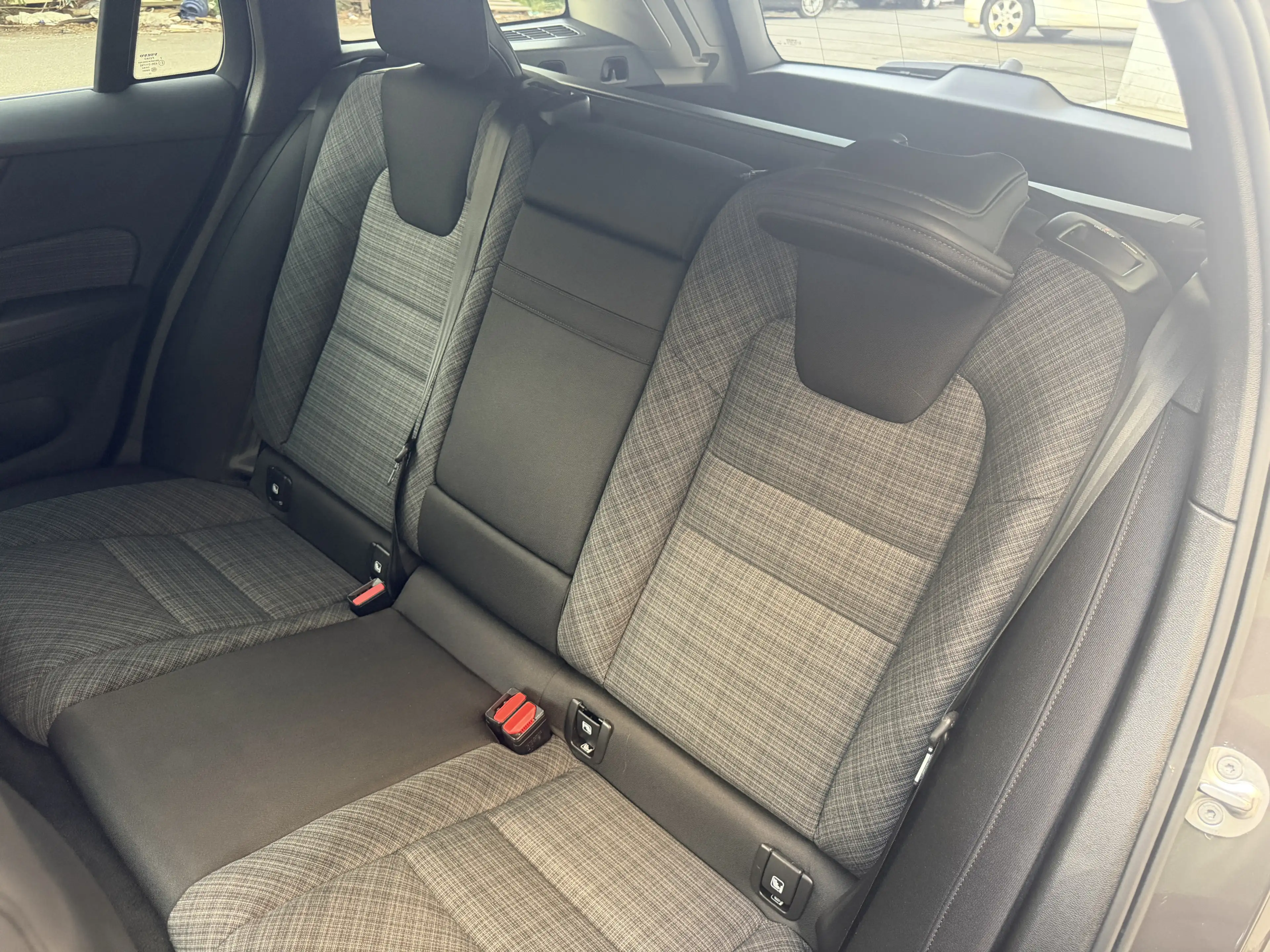 Volvo V60 Core LED ACC Virtual-Cockpit Rü-Kamera Navi — photo 15