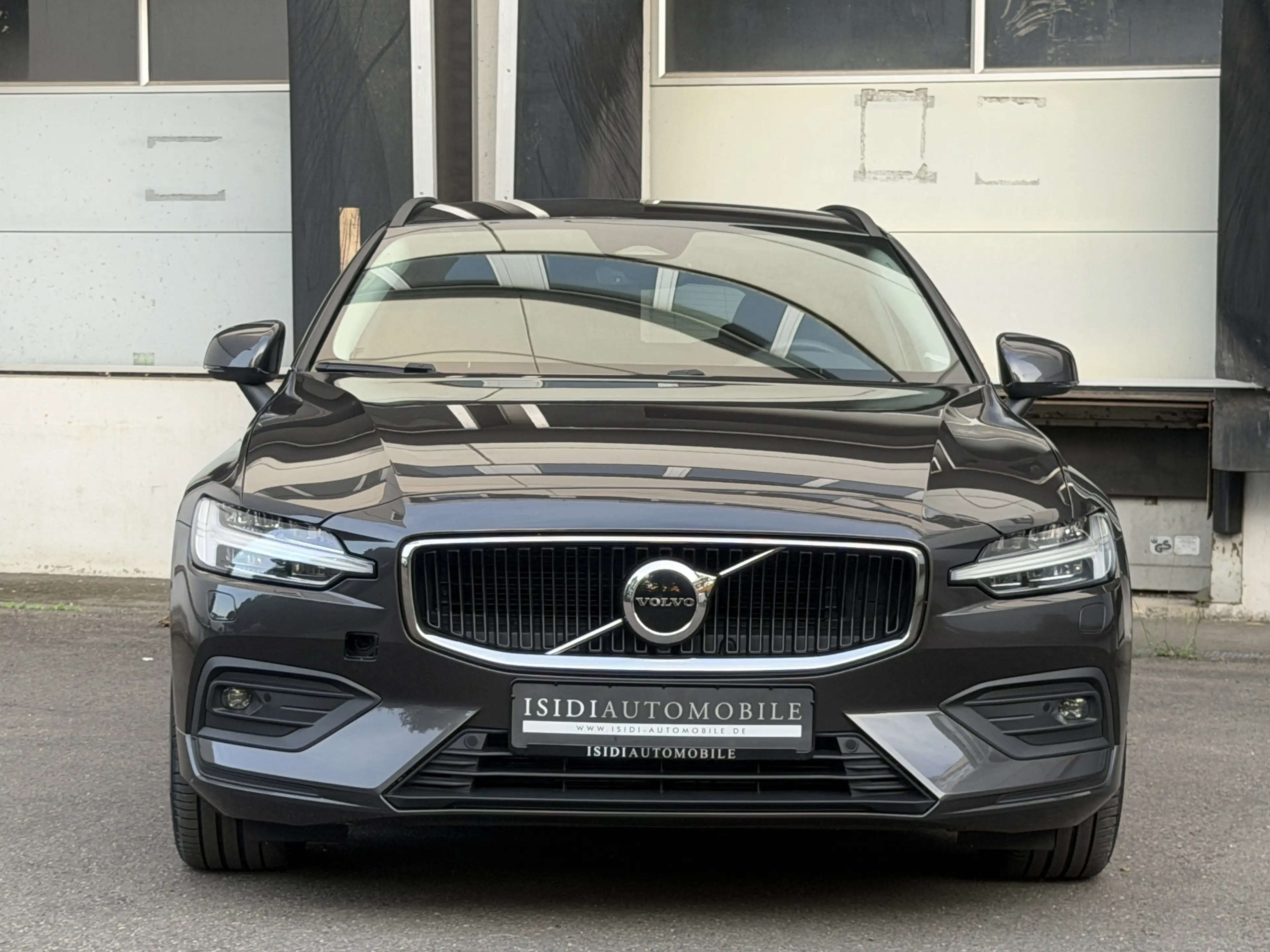 Volvo V60 Core LED ACC Virtual-Cockpit Rü-Kamera Navi — photo 10