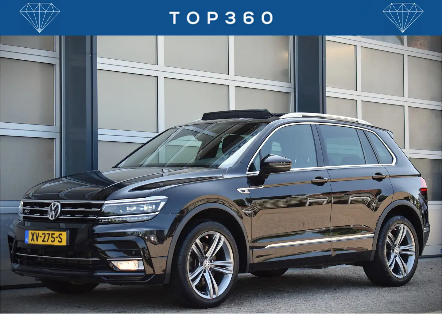 Volkswagen Tiguan 2.0 TSI 4Motion Highline Business R Panodak | Zwart - 1