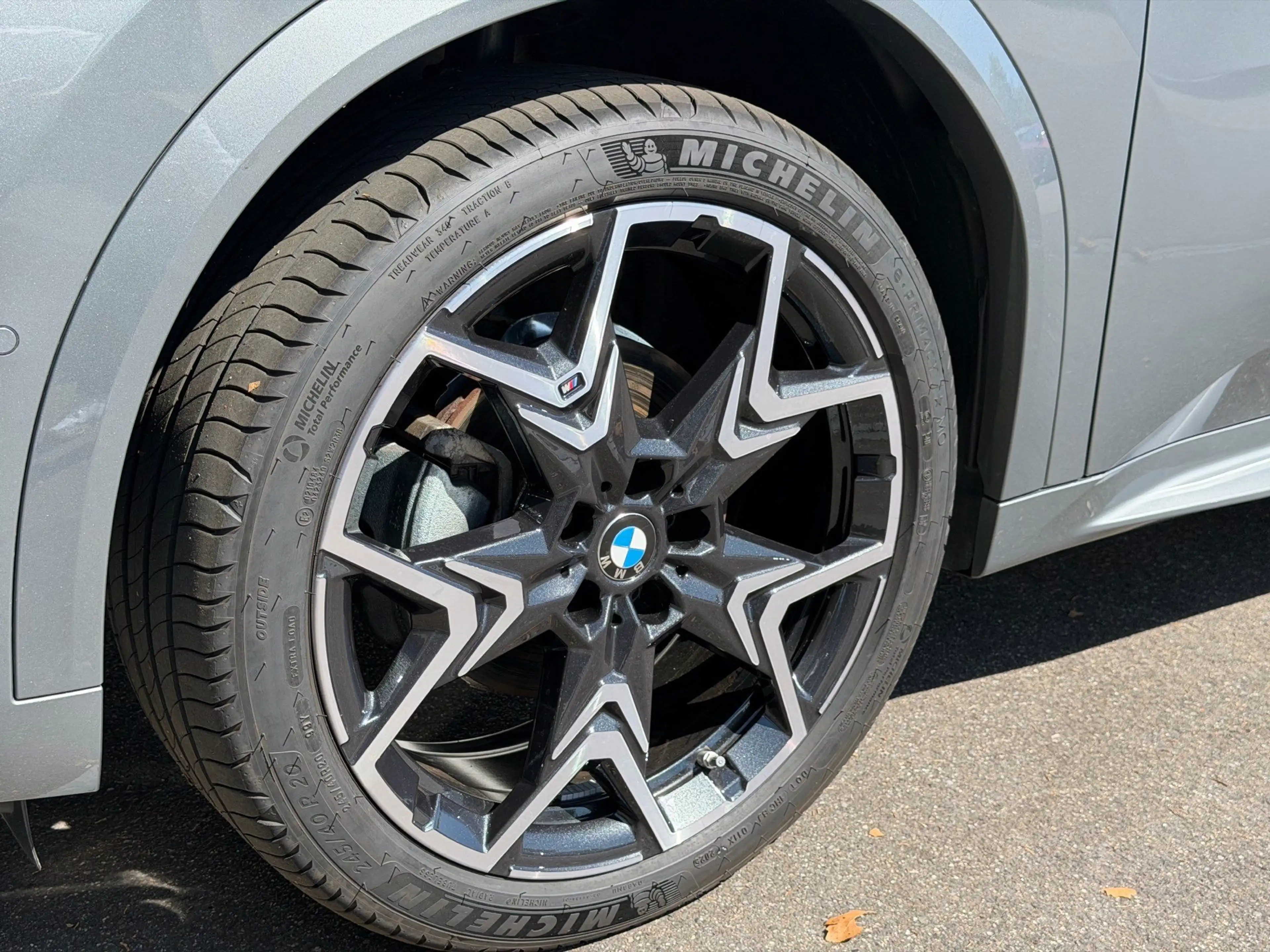 BMW iX2 eDrive20 M SPORT+HUD+AHK+LM20+KAMERA+HK SOUND+LED — photo 10
