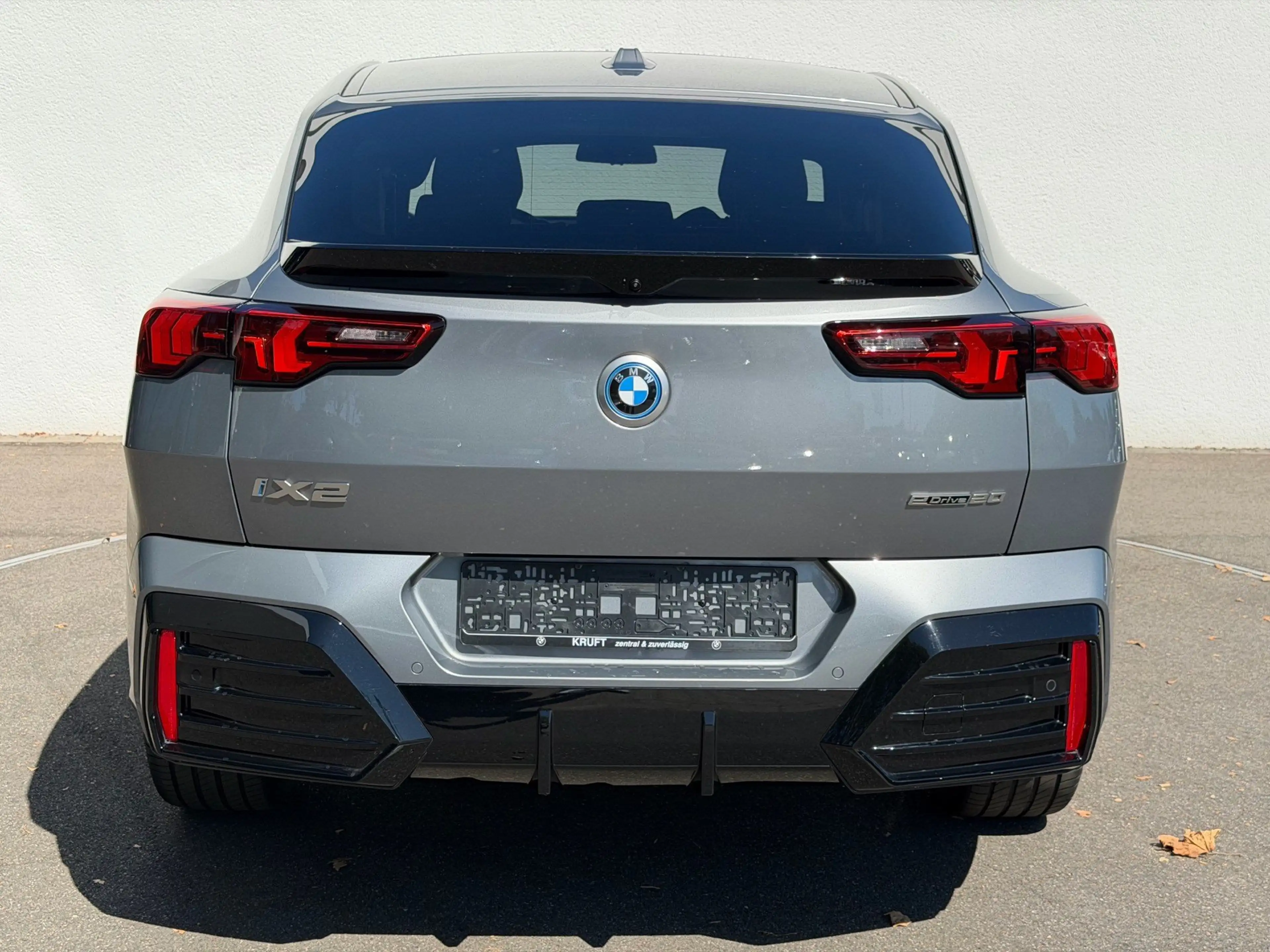 BMW iX2 eDrive20 M SPORT+HUD+AHK+LM20+KAMERA+HK SOUND+LED — photo 7