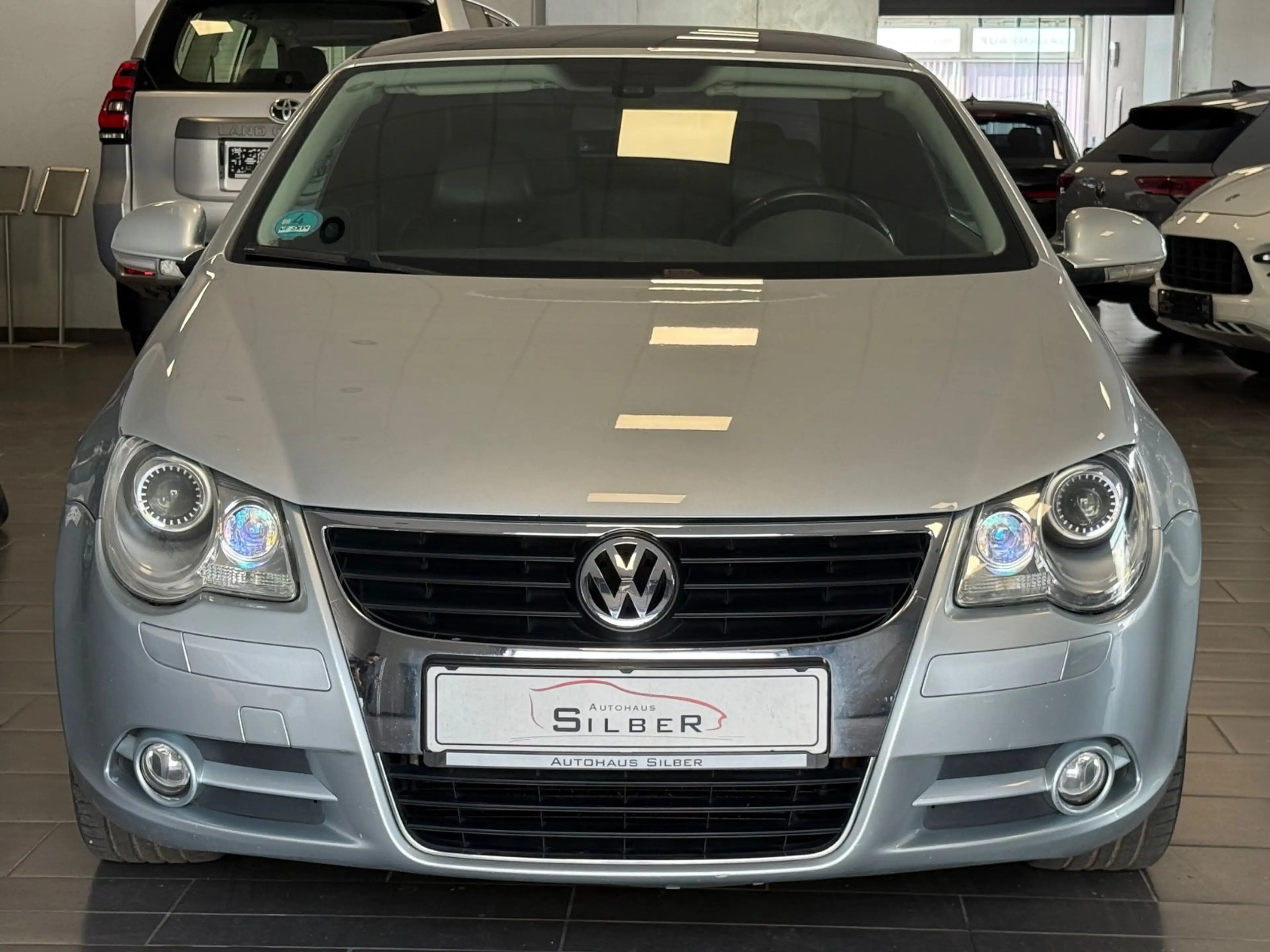 Volkswagen Eos 2.0 TDI Automatik Standhz./Leder/Pano/Xenon — photo 5