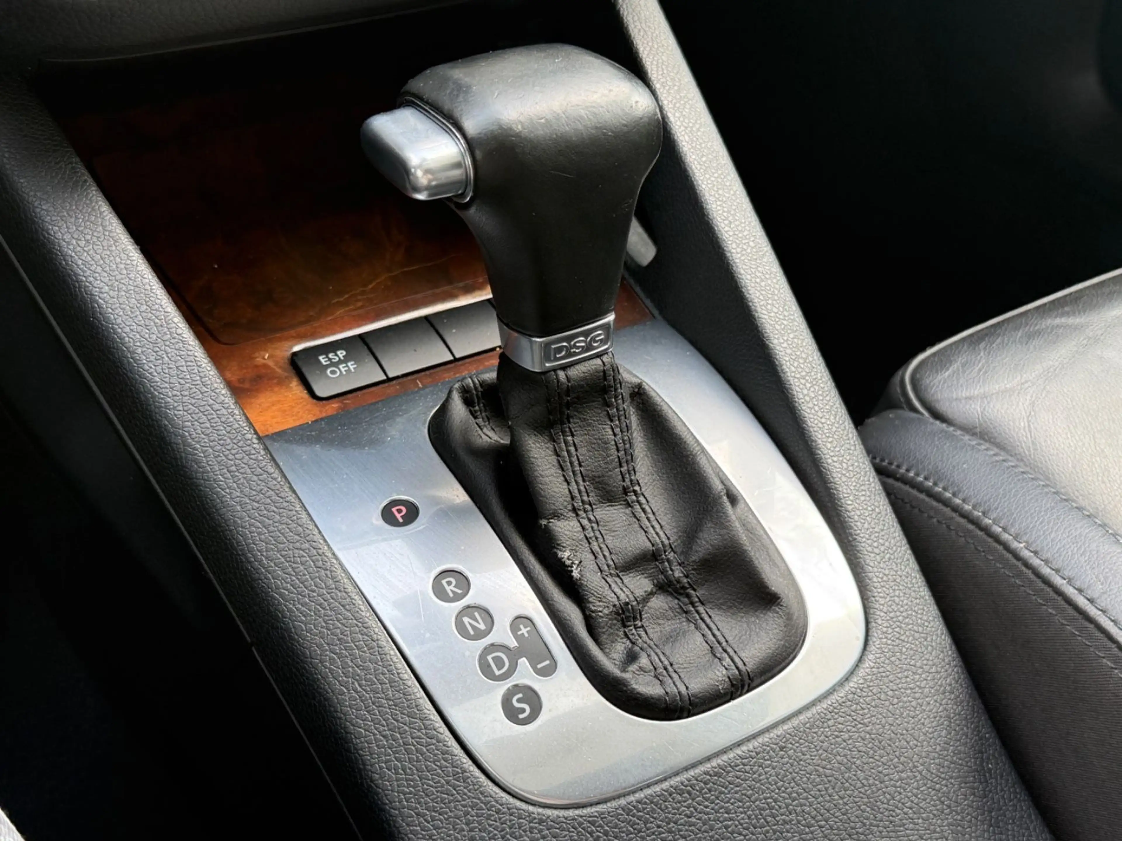 Volkswagen Eos 2.0 TDI Automatik Standhz./Leder/Pano/Xenon — photo 10