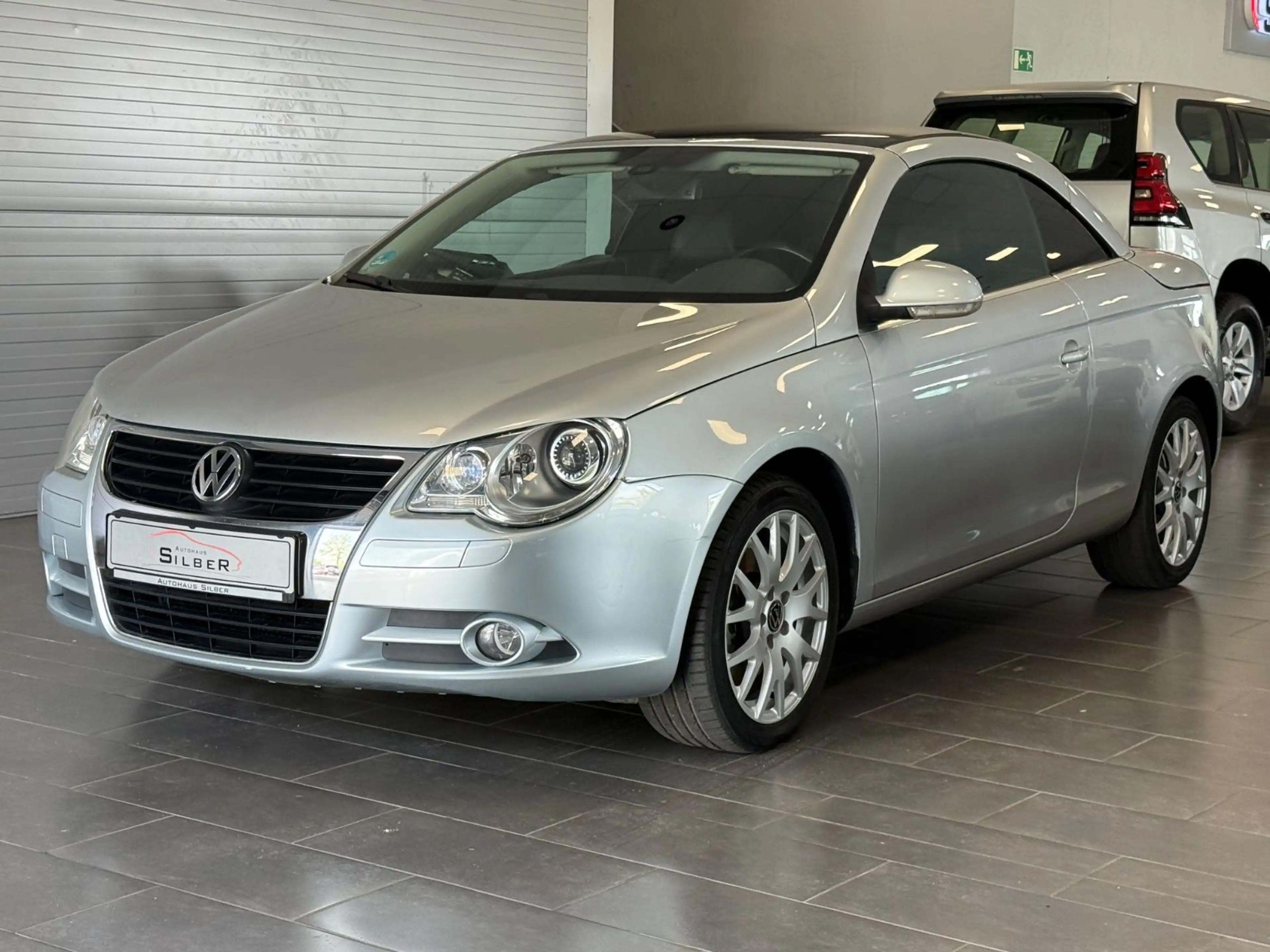 Volkswagen Eos 2.0 TDI Automatik Standhz./Leder/Pano/Xenon