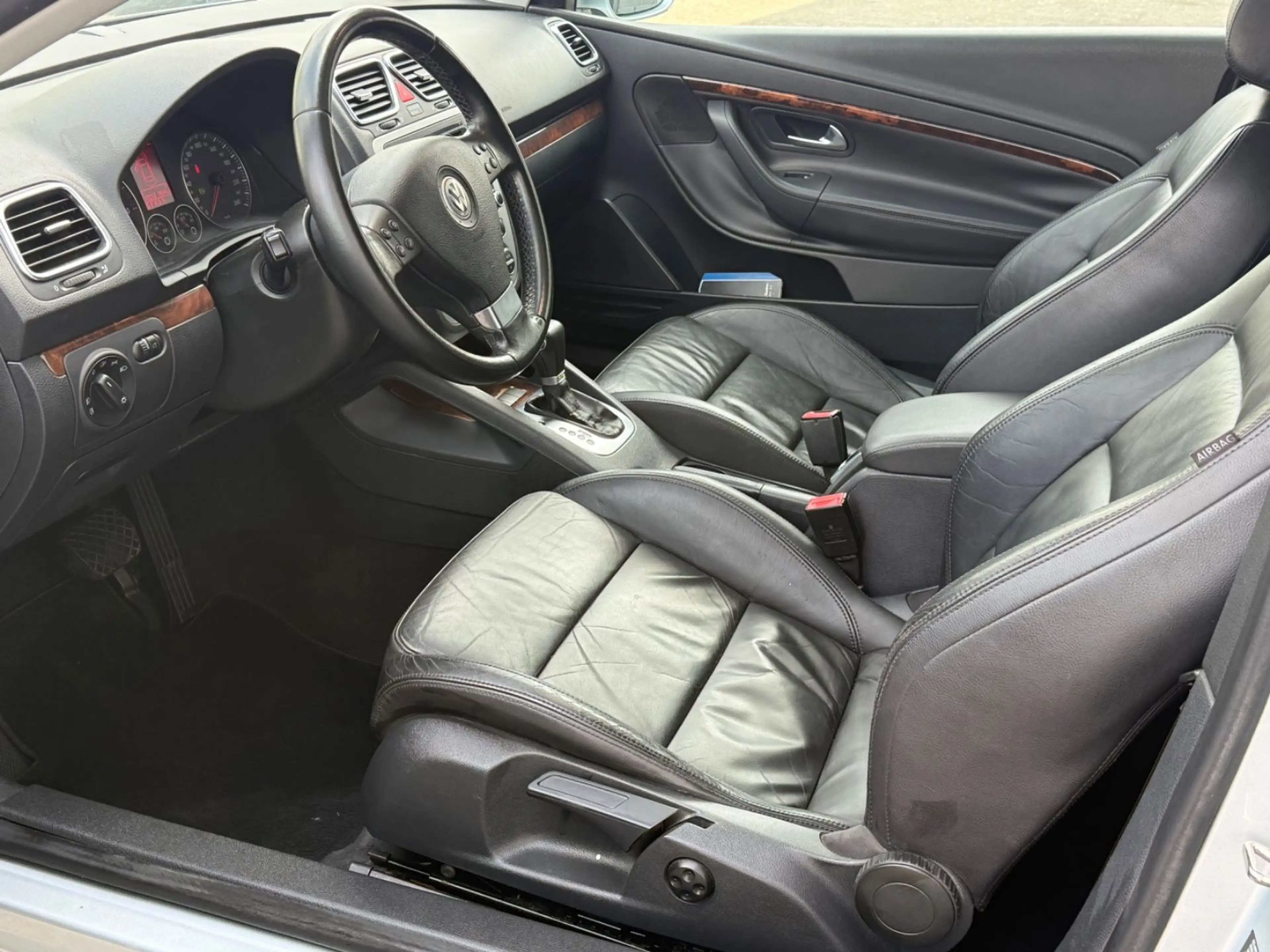 Volkswagen Eos 2.0 TDI Automatik Standhz./Leder/Pano/Xenon — photo 7