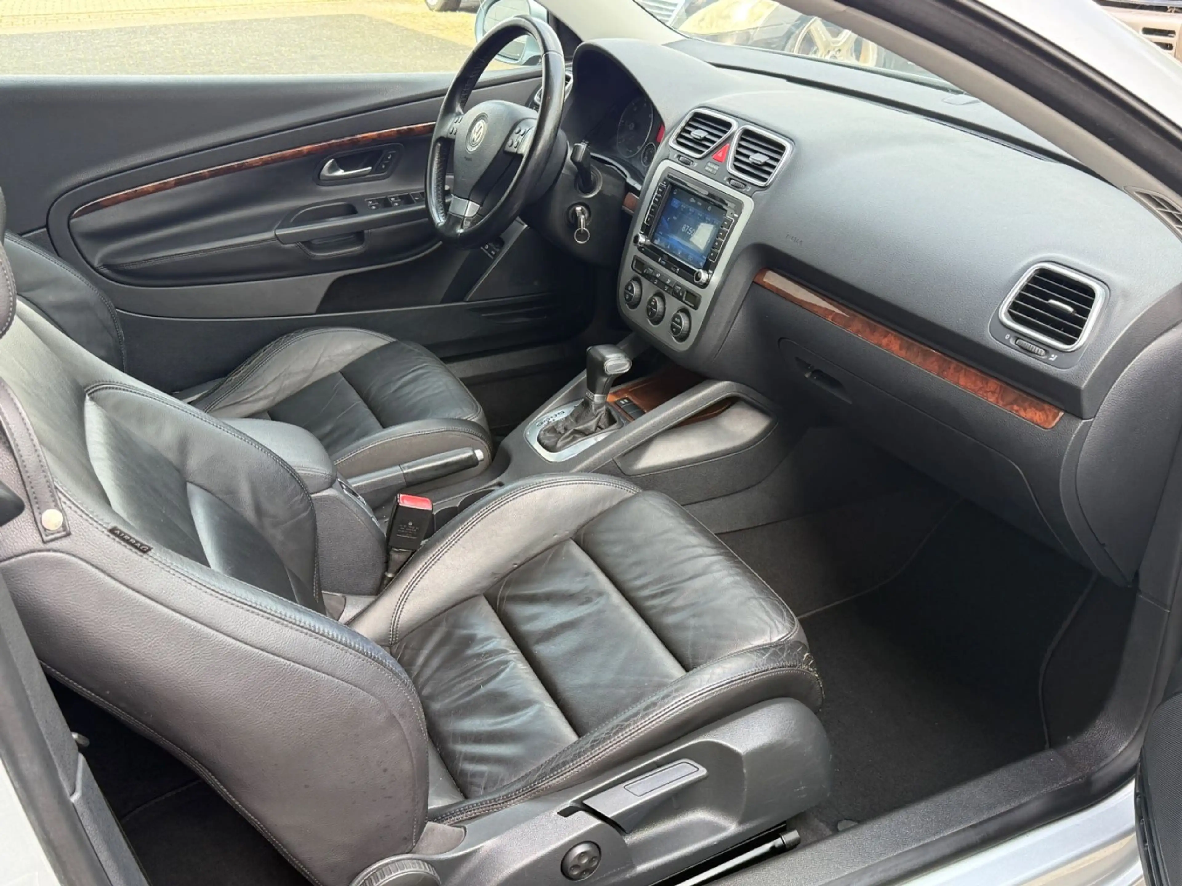 Volkswagen Eos 2.0 TDI Automatik Standhz./Leder/Pano/Xenon — photo 8