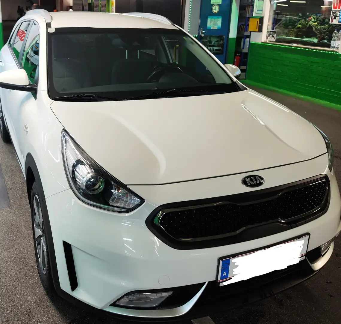 Kia Niro 1.6 GDI 2WD Aut. Spirit - 1