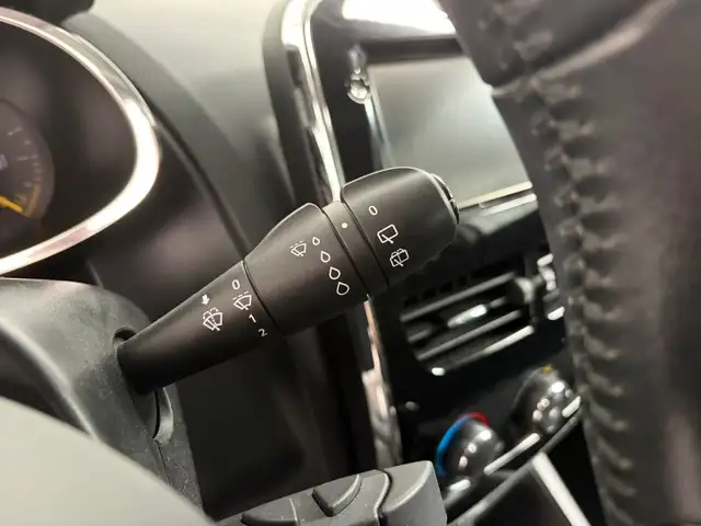 Renault Clio view 11