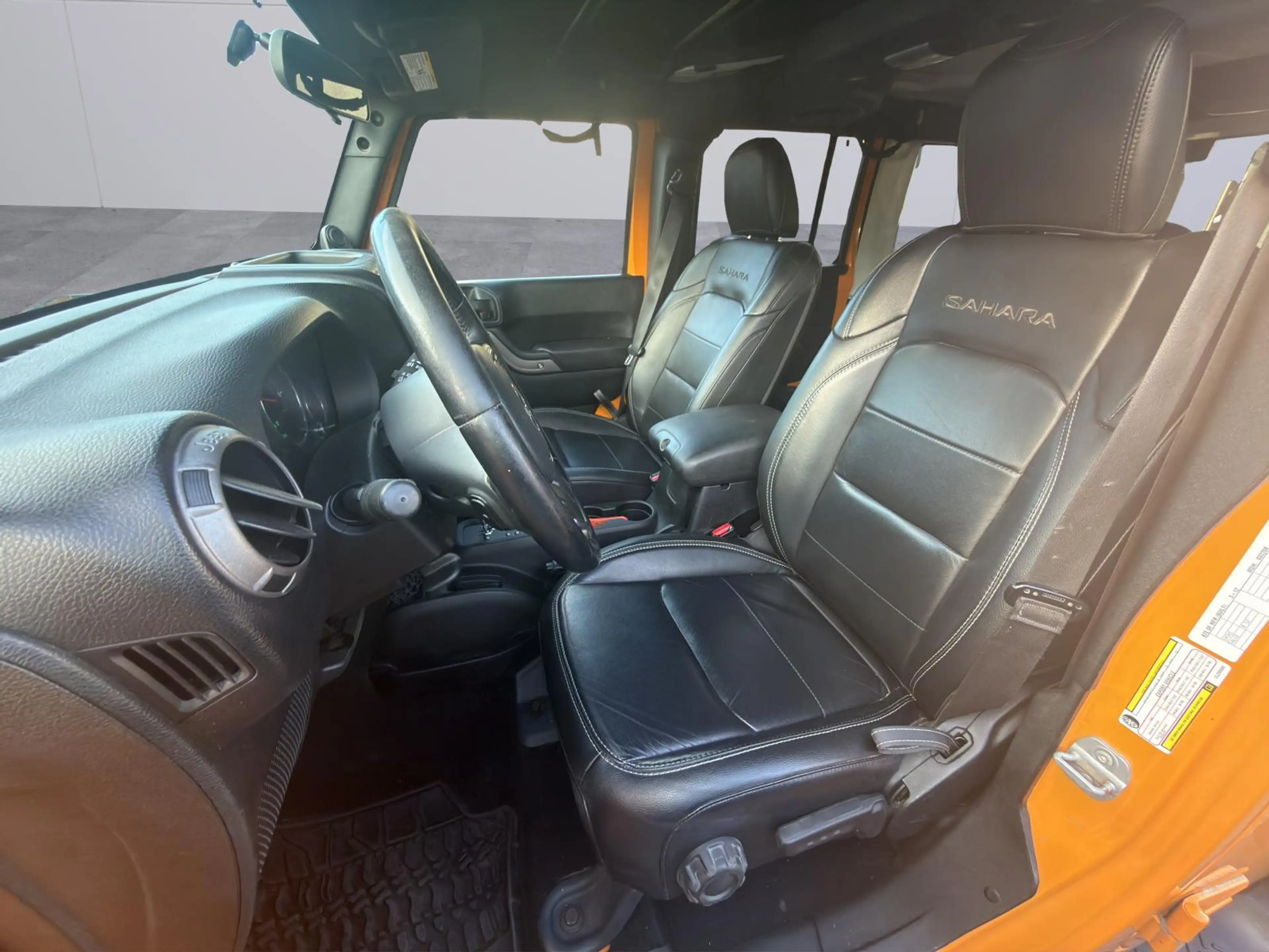 Jeep Wrangler Sahara/JL-style/ LEDER / UMBAU / LED /KAMERA/AHK — photo 15