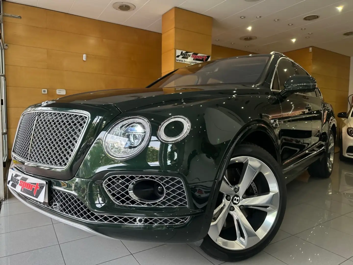 Bentley Bentayga 6.0 Verde - 1