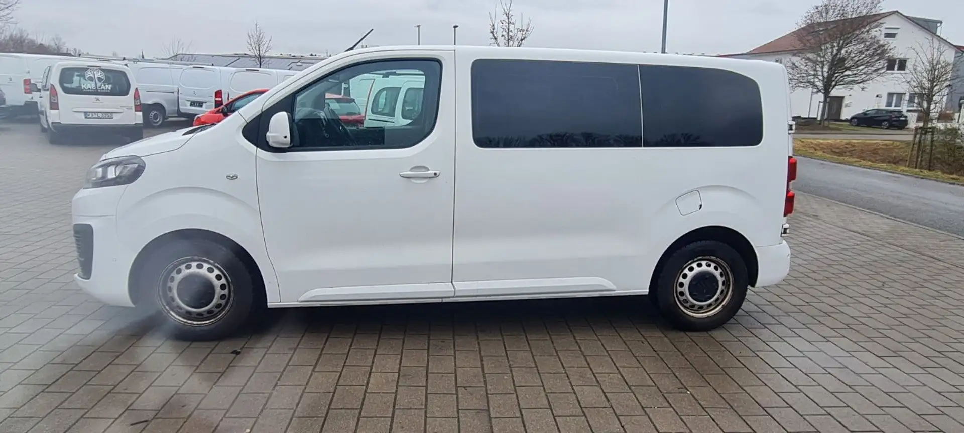 Citroen Jumpy Kombi 2,0 Blue-HDI MR 5.Sitzer verglast Blanco - 1
