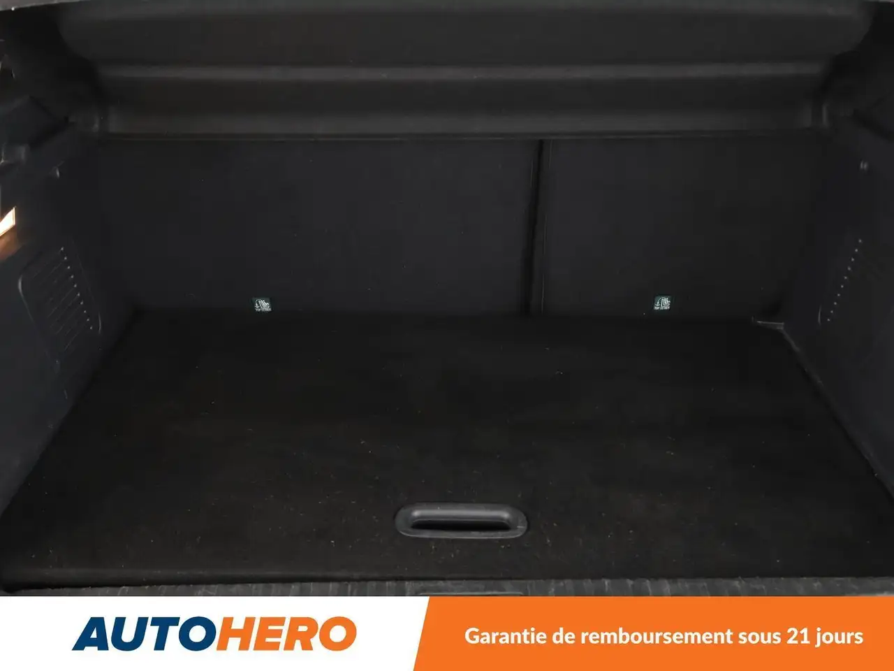 Renault Captur — photo 17