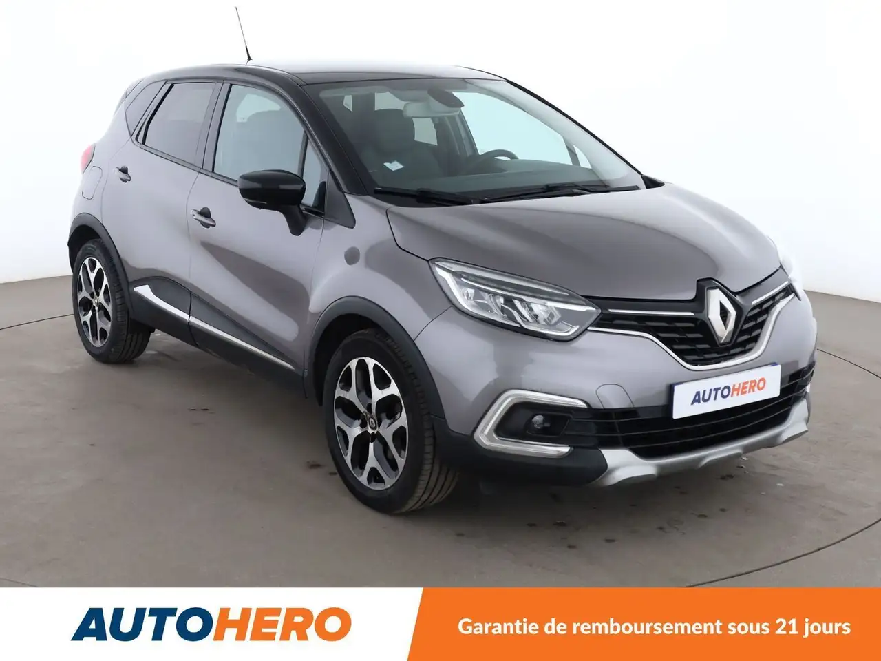 Renault Captur — photo 8