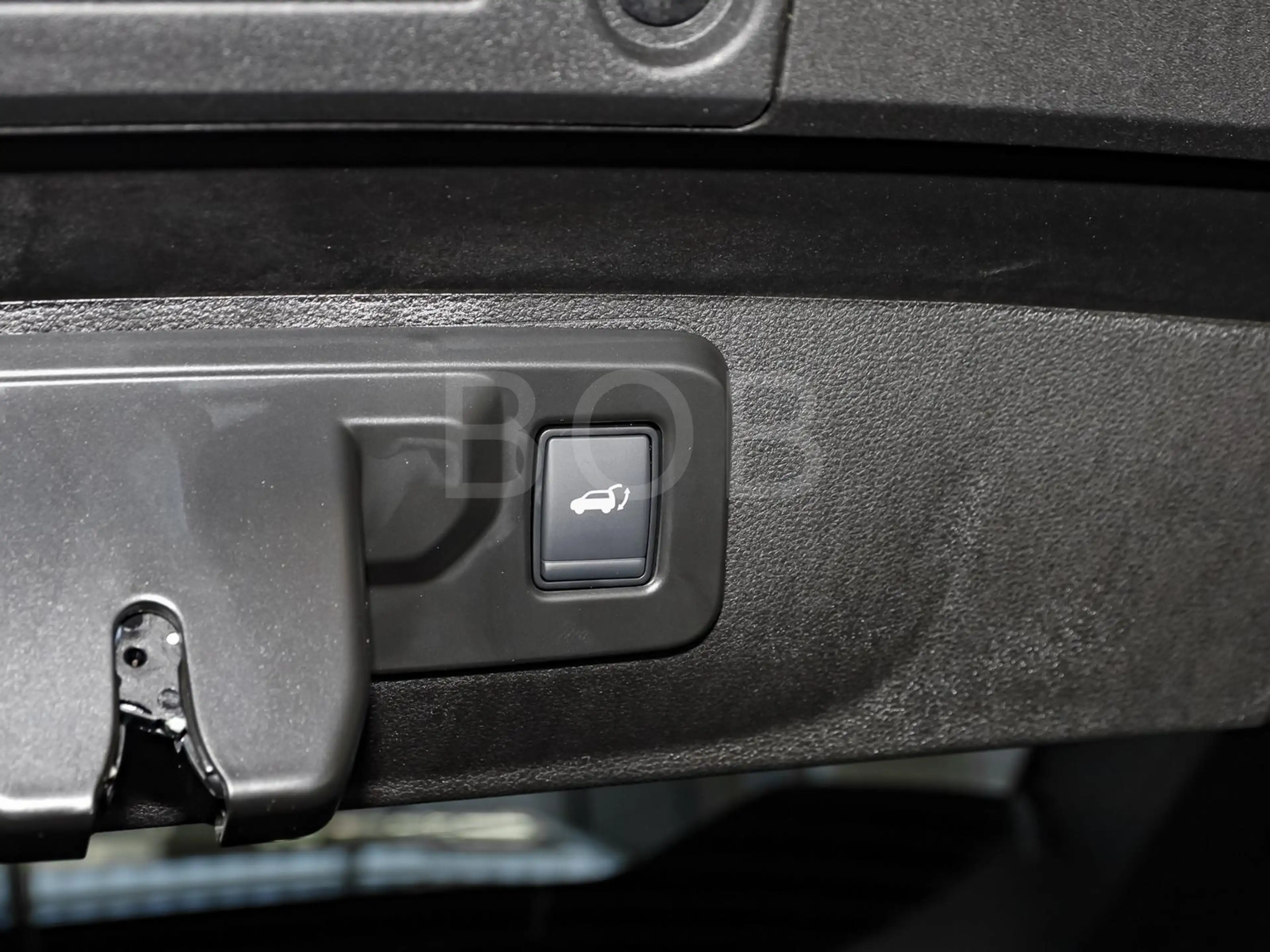 Renault Rafale Atelier Alpine Plug-in Hybrid 300 4x4 — photo 9