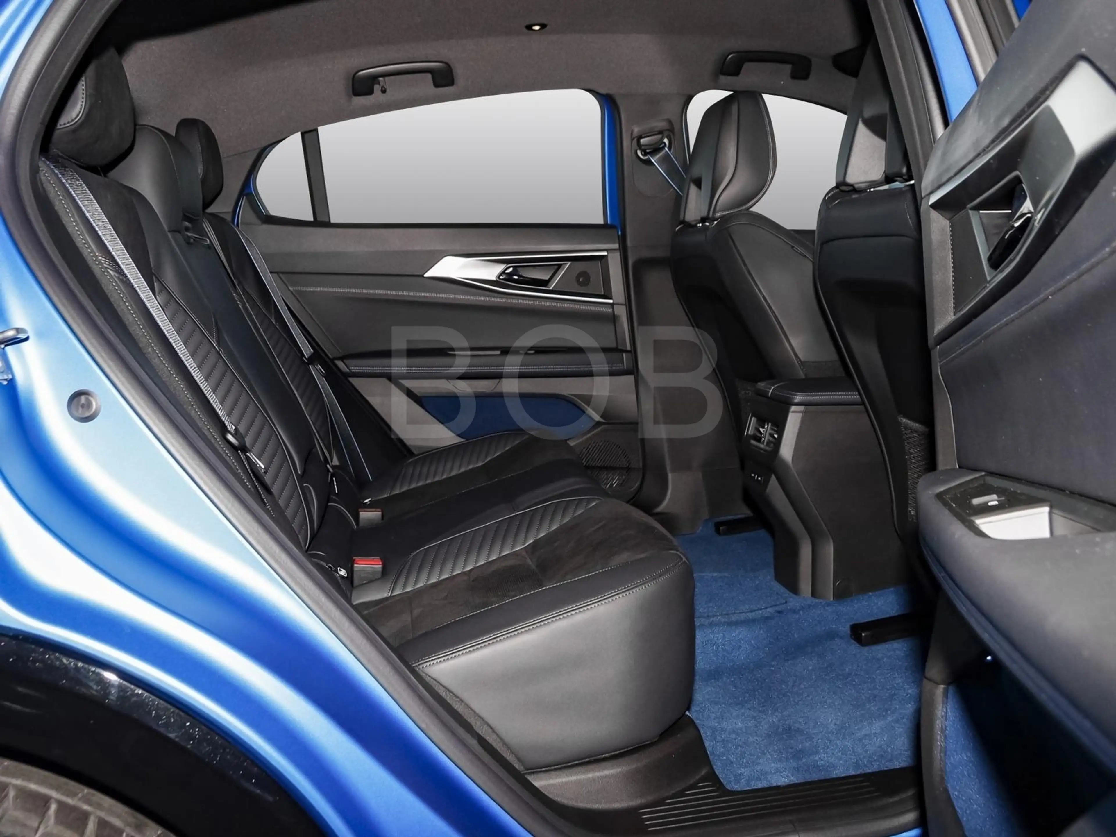 Renault Rafale Atelier Alpine Plug-in Hybrid 300 4x4 — photo 4