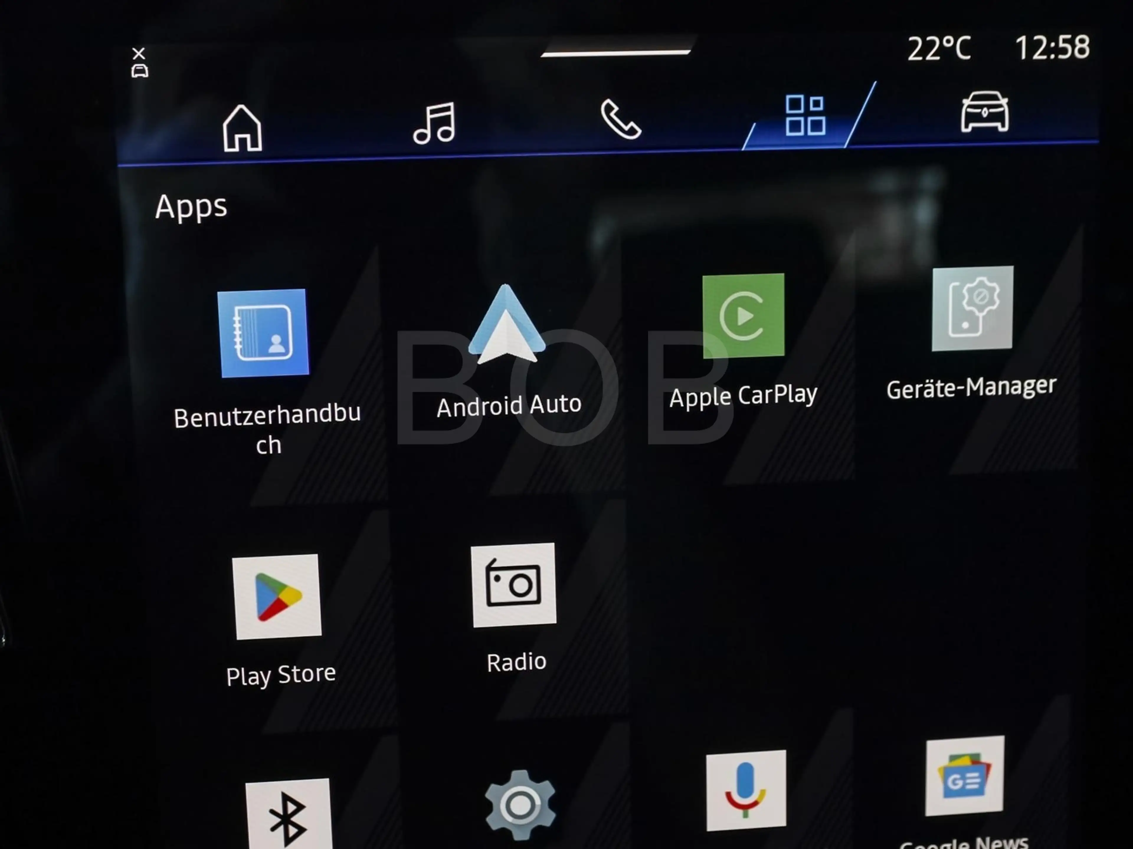 Renault Rafale Atelier Alpine Plug-in Hybrid 300 4x4 — photo 12