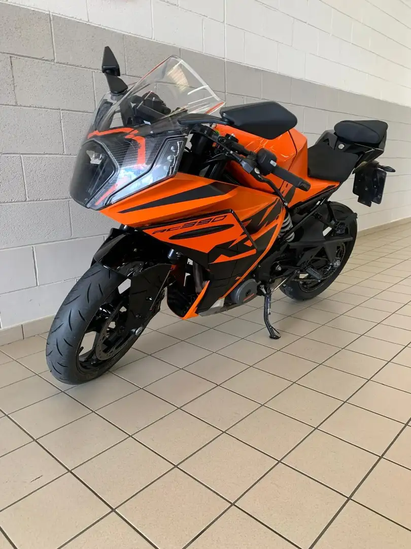 KTM RC 390 Oranžová - 2