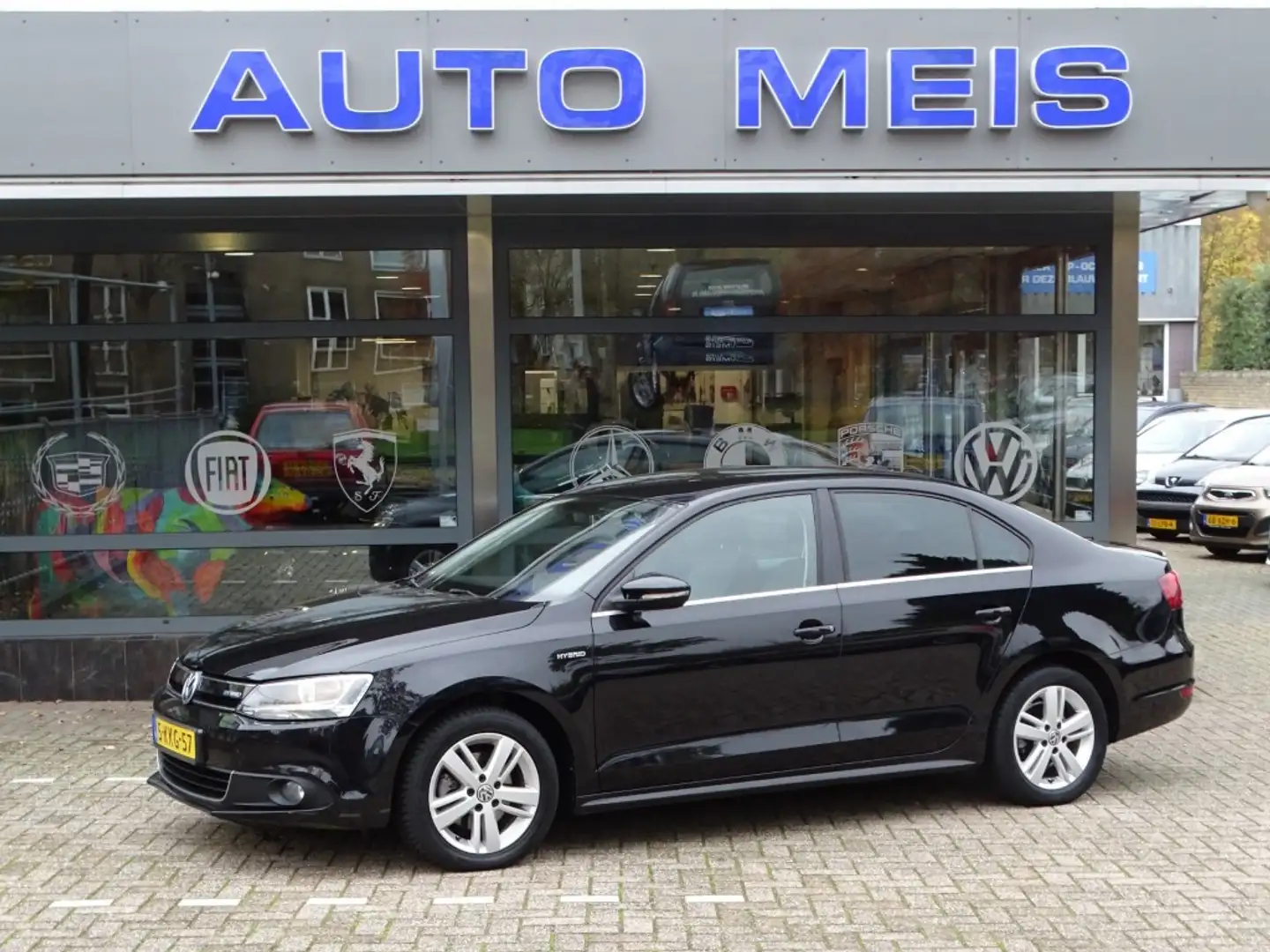 Volkswagen Jetta 1.4 TSI HYBR COMF Zwart - 1