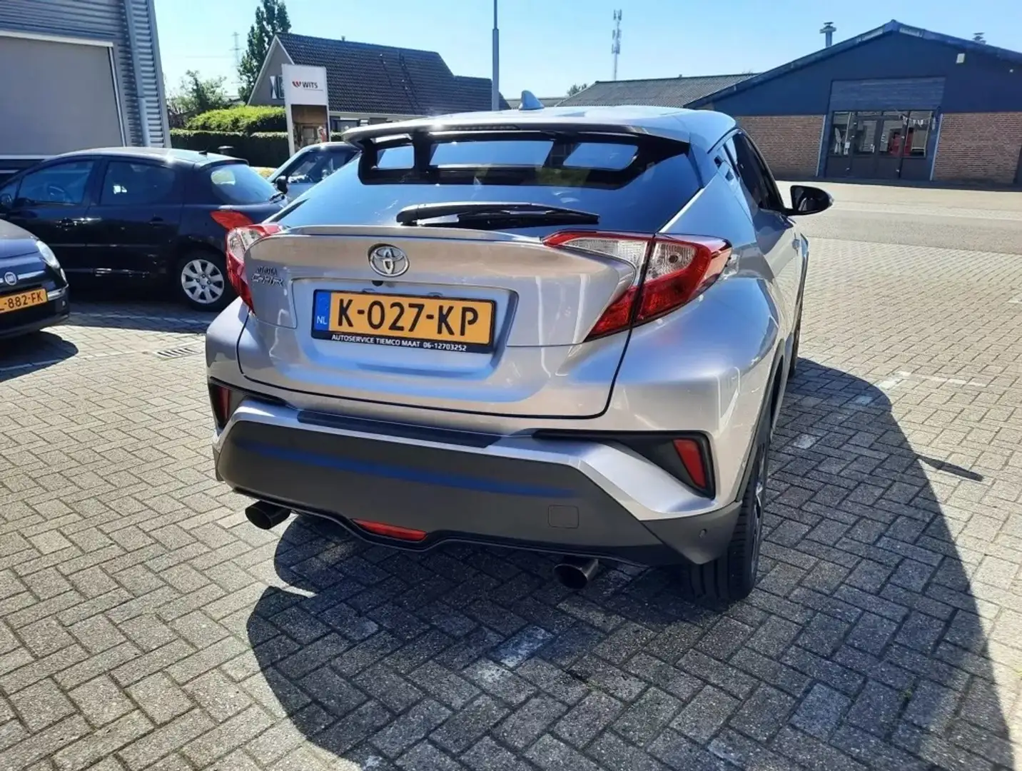 Toyota C-HR 1.2 Bi-Tone. Grijs - 2