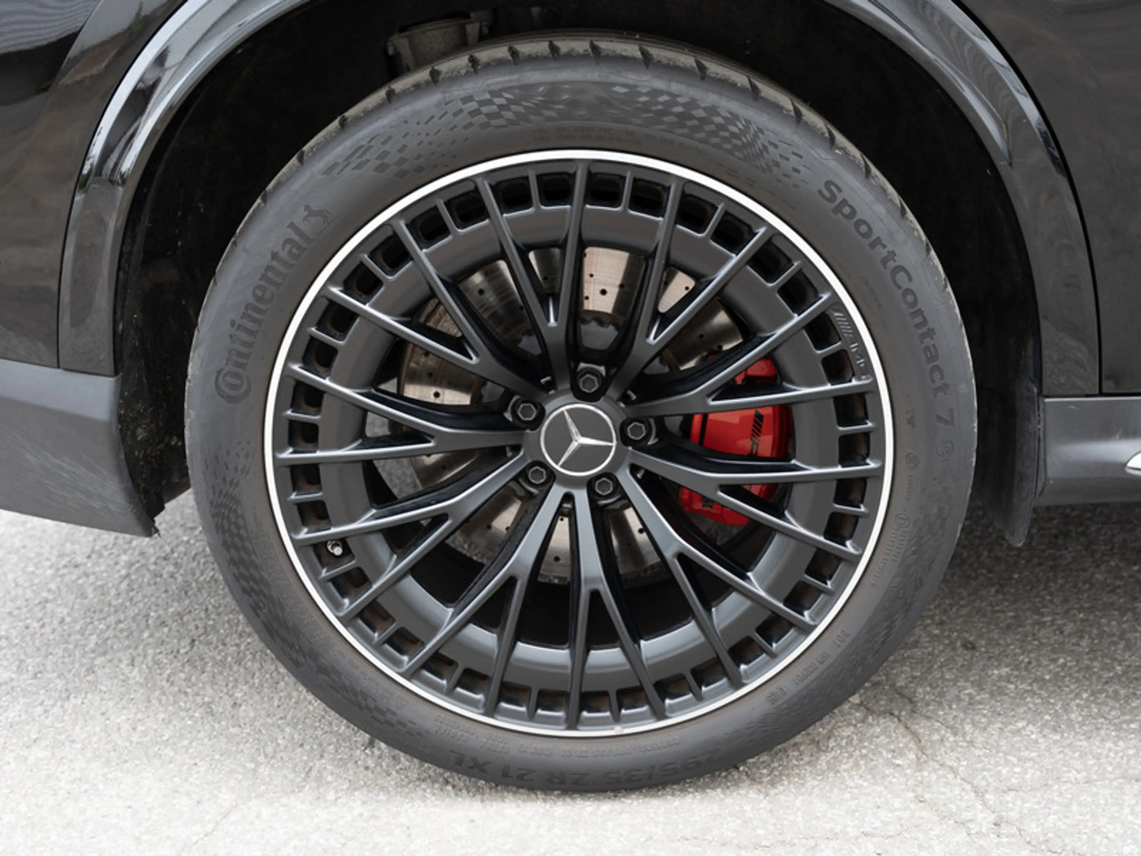 Mercedes-Benz GLC 43 AMG 4M DYNAMIC+/Pano/AHK/Night/Sound/21' — photo 6