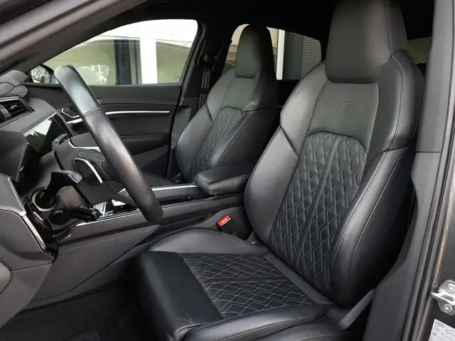 Audi e-tron SB 95 quattro S-LINE *NP: 118.874,-- / SPORTSITZE PLUS MIT MEMORY / 22 ZOLL / MATRIX-LED / BANG & OLUFSEN* Ansicht 10