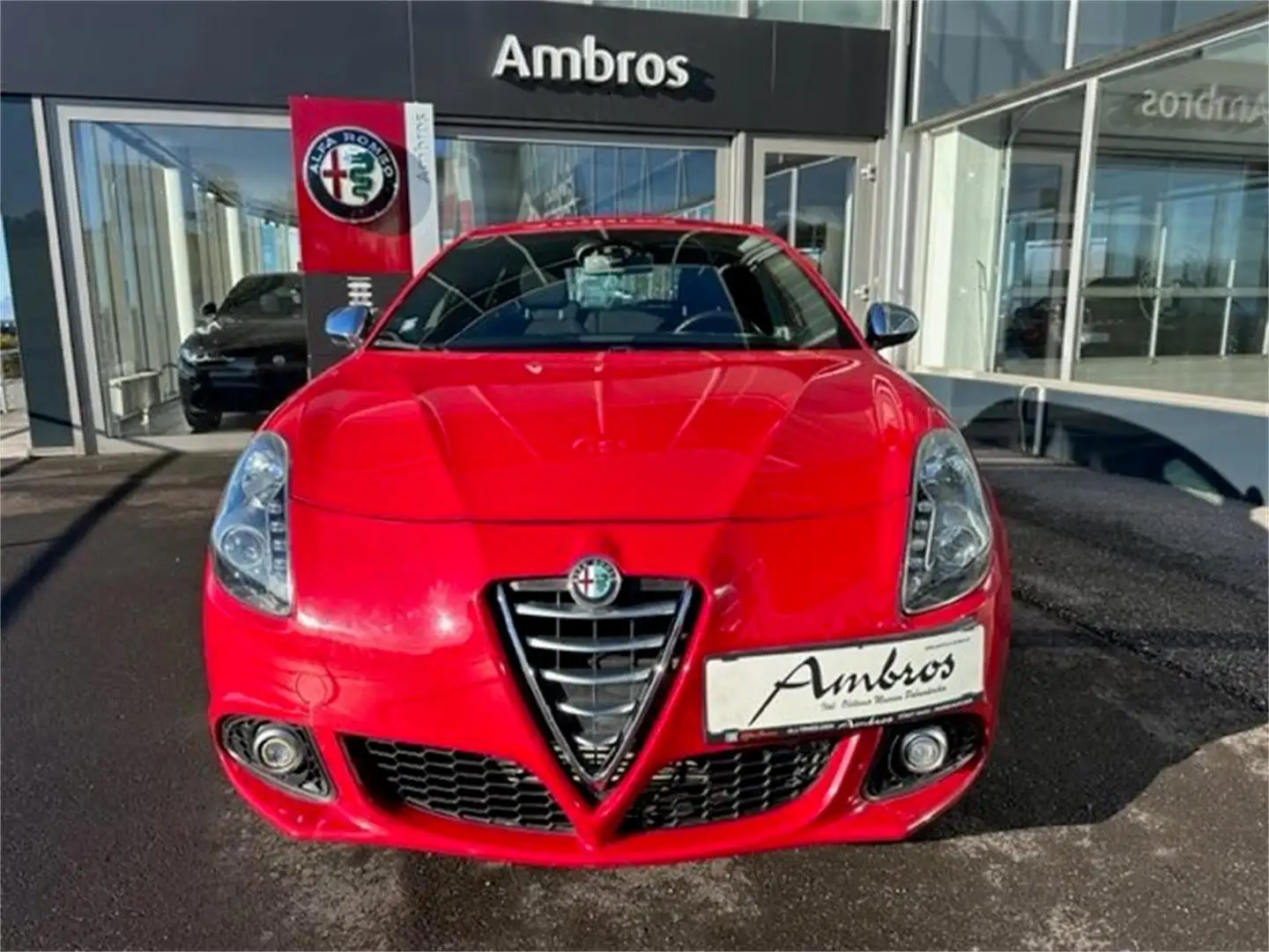 Alfa Romeo Giulietta Distinctive 1,4 TB 105Ps. Rot - 2