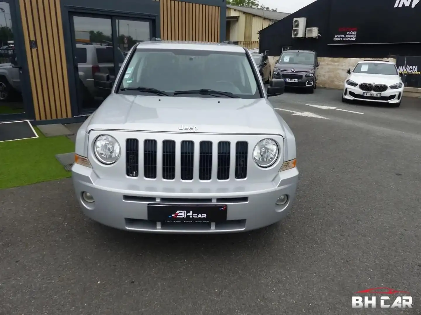 Jeep Patriot 4X4 2.0 CRD LIMITED 140 Grijs - 2