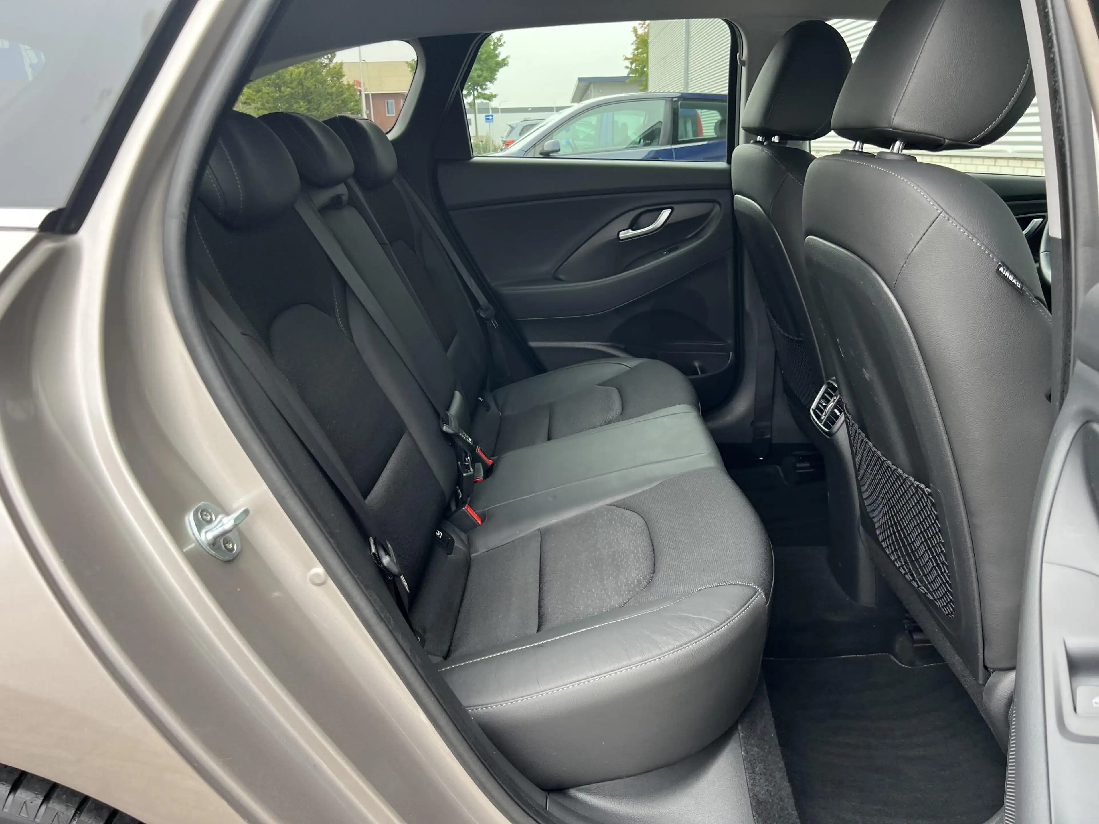 Hyundai i30 Wagon 1.4 T-GDI Premium | Apple Carplay & Android — photo 12