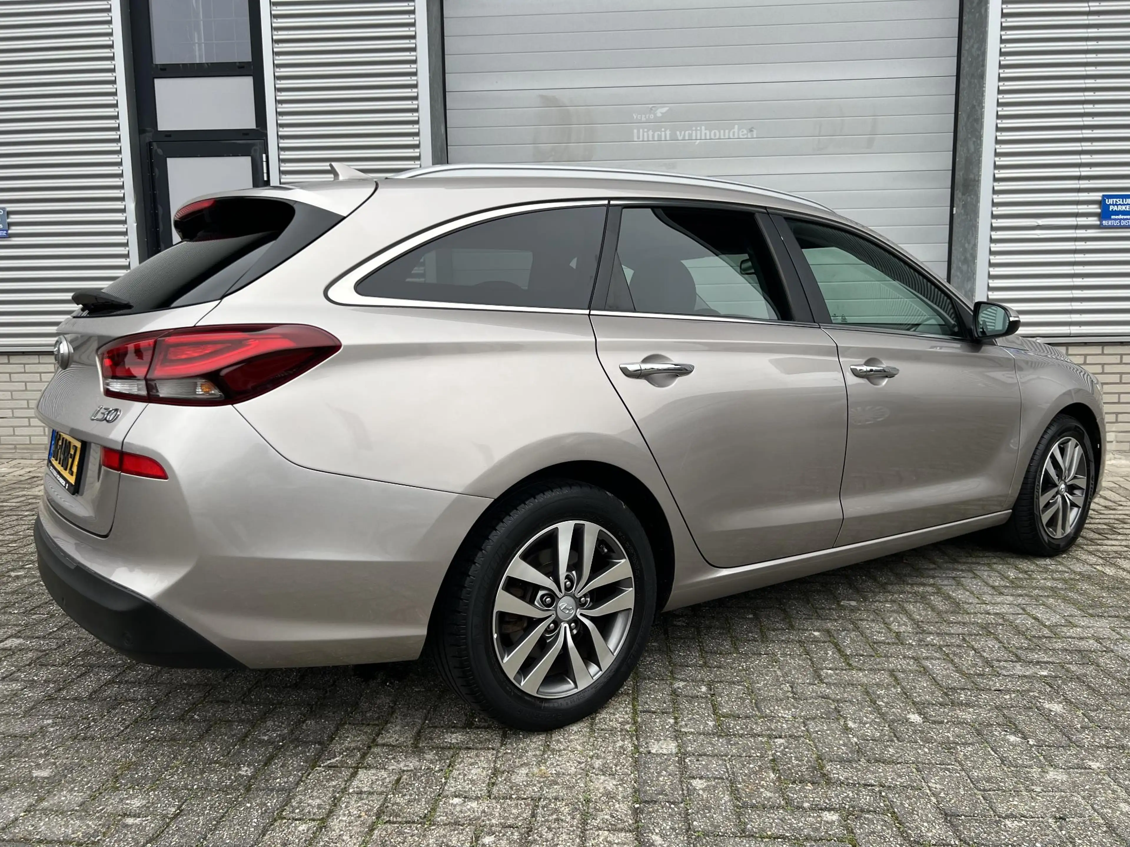 Hyundai i30 Wagon 1.4 T-GDI Premium | Apple Carplay & Android — photo 4