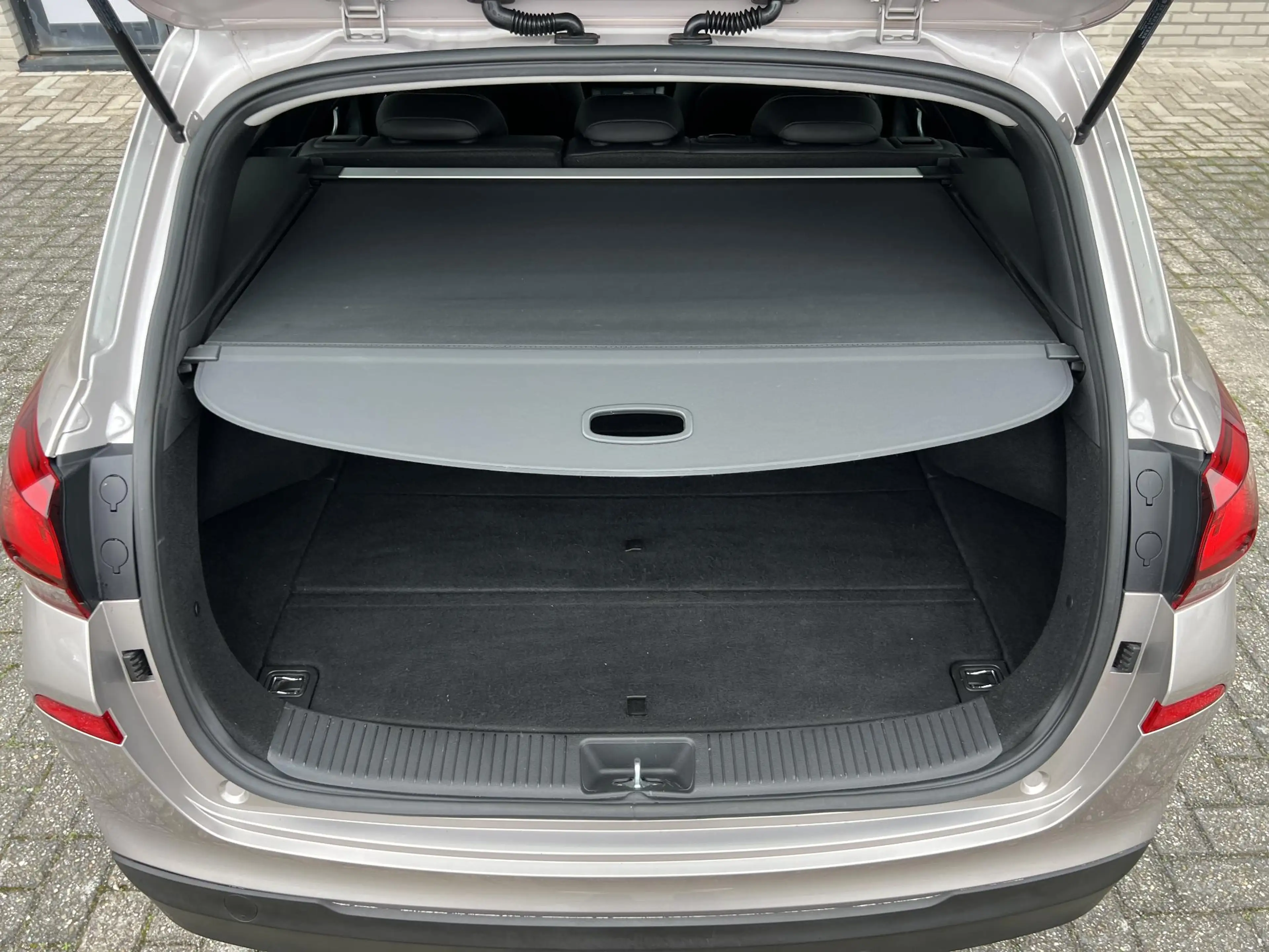 Hyundai i30 Wagon 1.4 T-GDI Premium | Apple Carplay & Android — photo 11