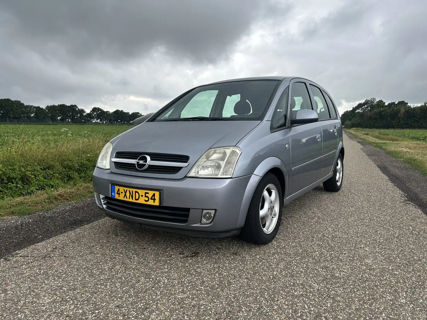 Opel Meriva 1.6-16V Essentia Grijs - 1