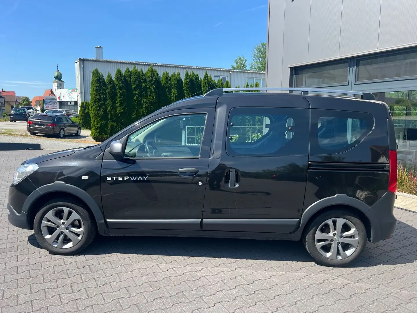 Dacia Dokker Stepway 1.2i TCE 115PS org.59825km Klima Negro - 1
