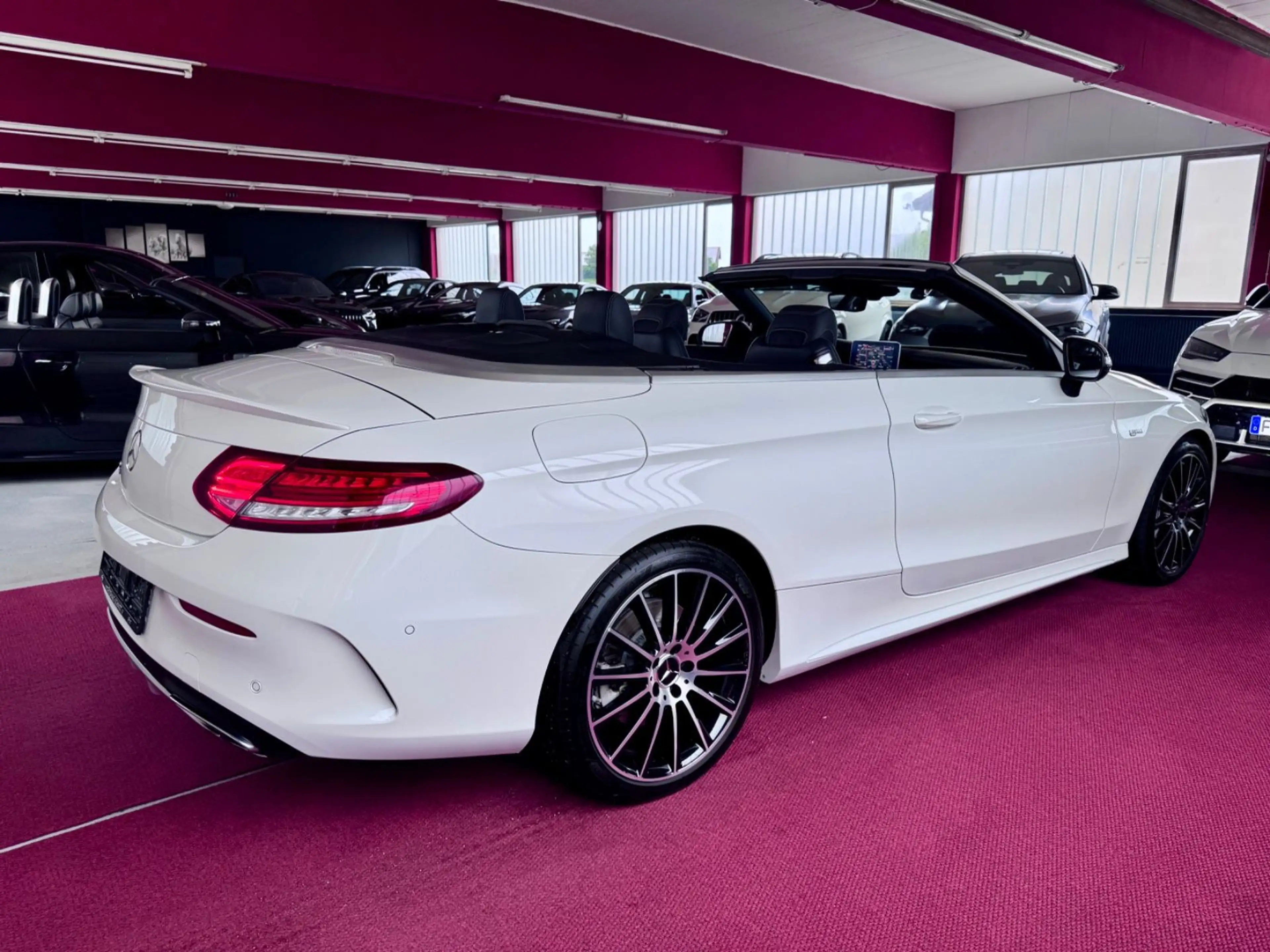 Mercedes-Benz C 43 AMG Cabrio Burmester LED Distronic 360° 19" — photo 6