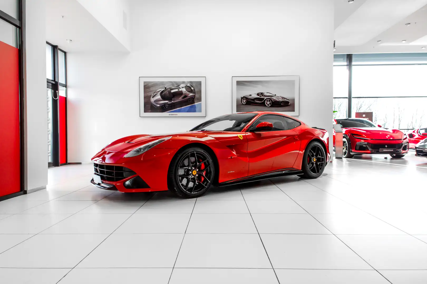 Ferrari F12 Berlinetta ~Ferrari Munsterhuis~ Roşu - 2