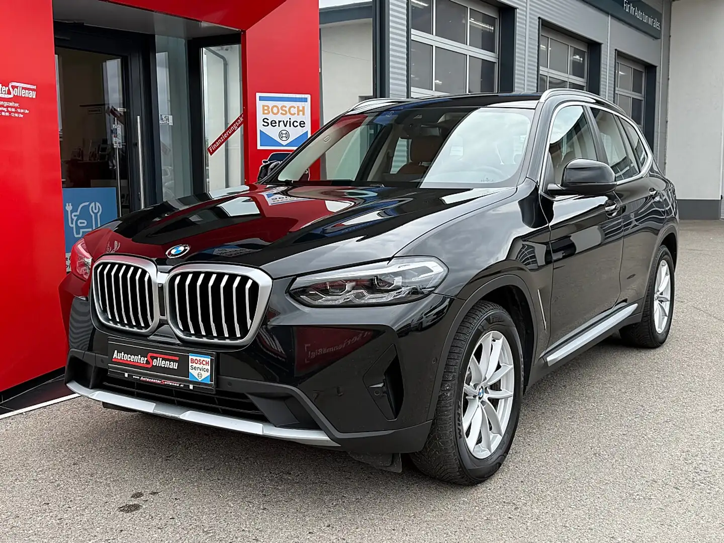 BMW X3 xDrive 20d Mild-Hybrid Schwarz - 1