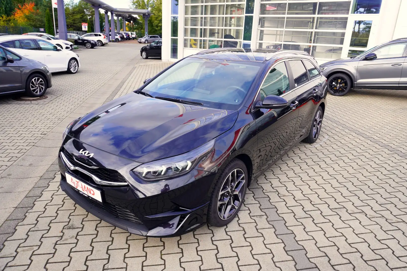 Kia Ceed SW / cee'd SW Ceed SW 1.5 T-GDI LED Navi Sitzheizung Kamera Schwarz - 2