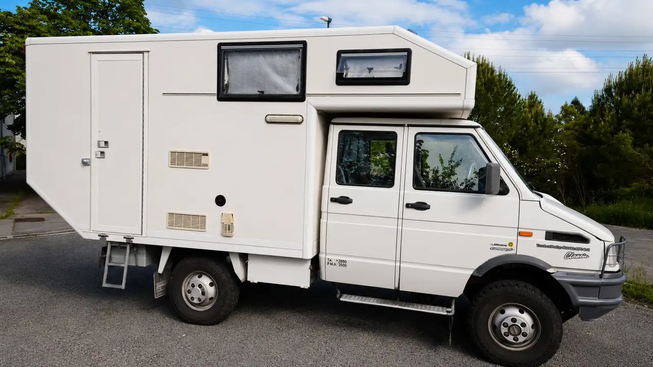 Iveco Daily 40.10 4x4 camper 2.8, foto 2