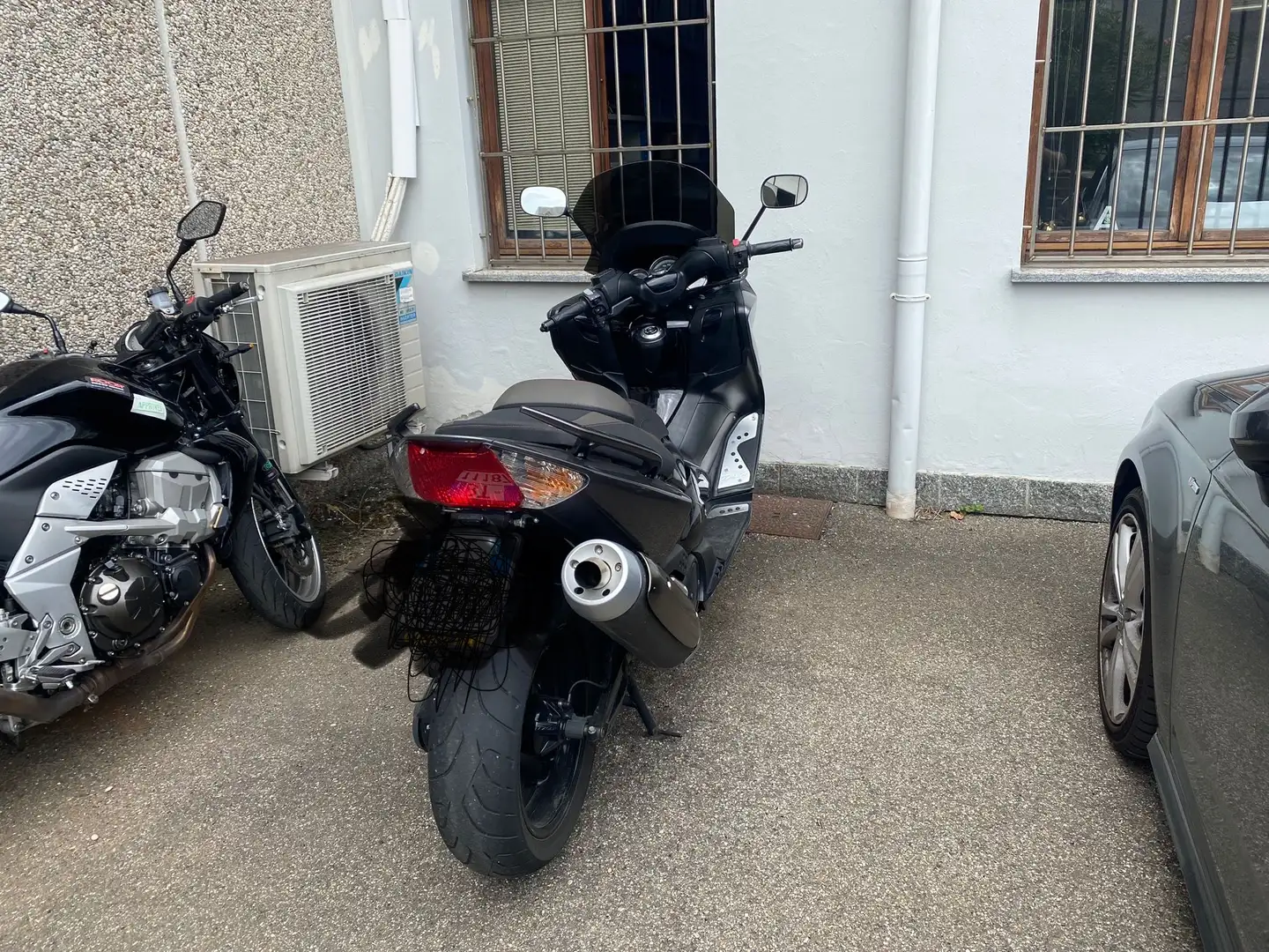 Yamaha TMAX 500 - 2