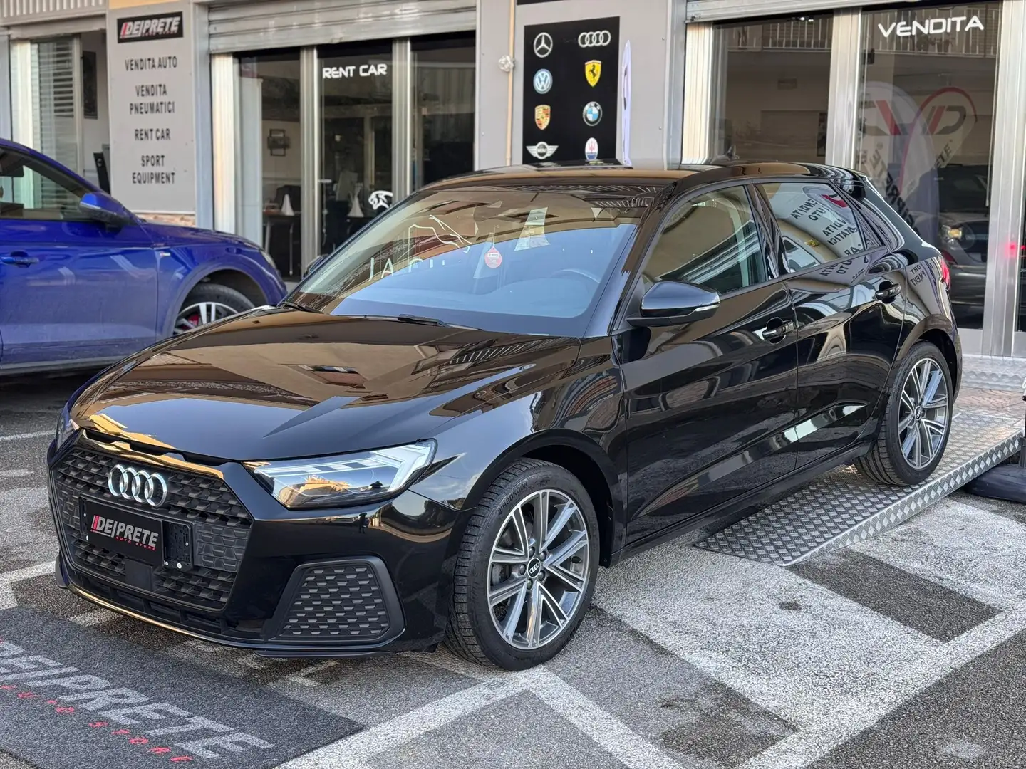 Audi A1 Sportback 25 1.0 tfsi Nero - 2