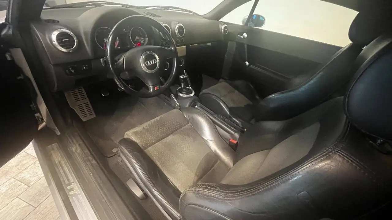 Audi TT Coupé 1.8 T 20V 179 CV cat, foto 7