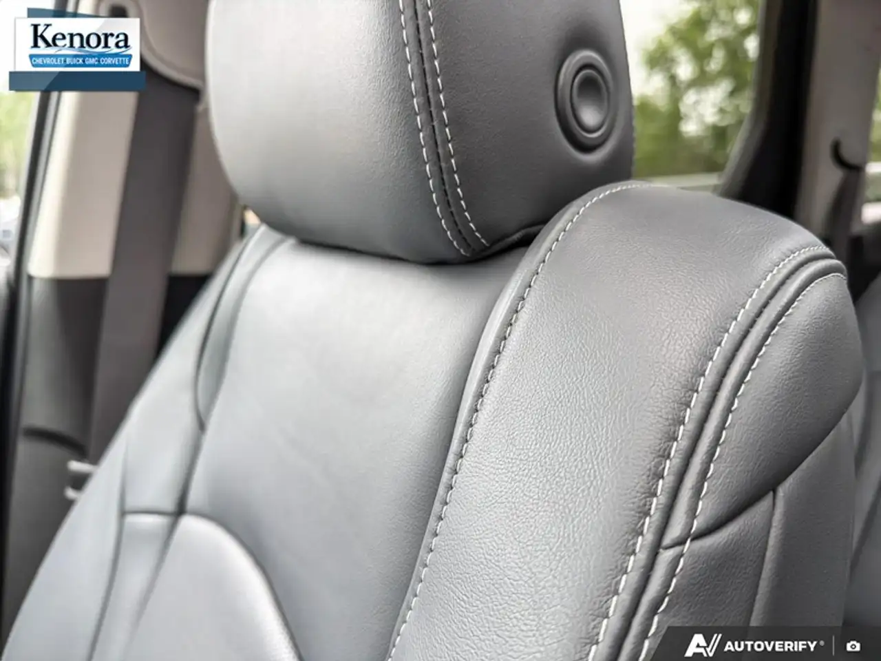 Buick Enclave photo Buick Enclave