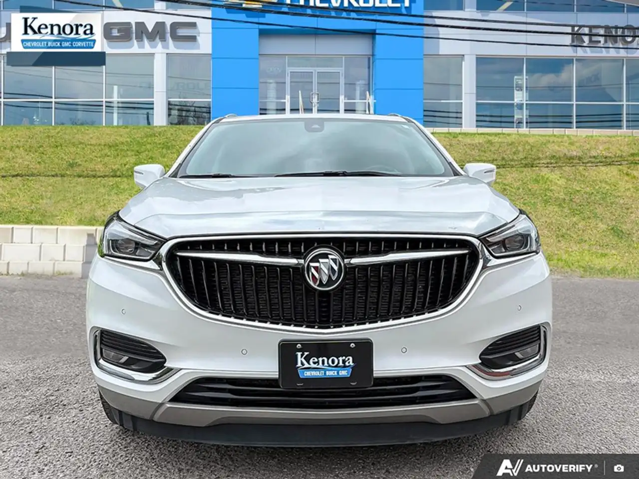 Buick Enclave photo Buick Enclave